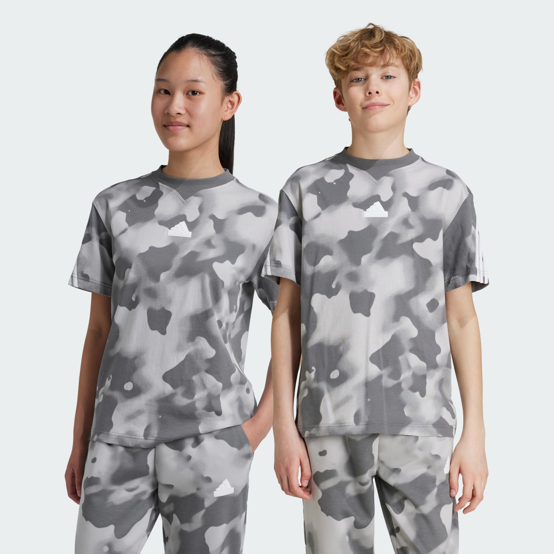 お歳暮 のし Camo Icons Future adidas Printed UAE adidas | Grey - Tee トップス