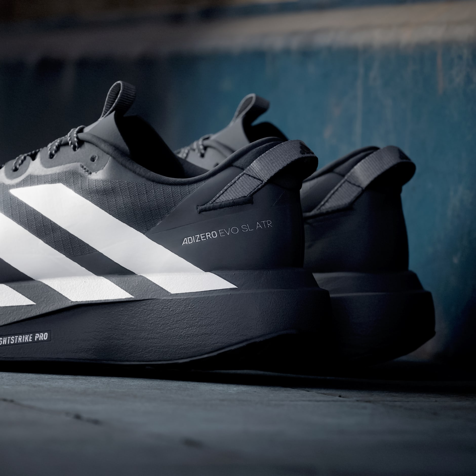 ADIZERO EVO SL ATR 跑鞋