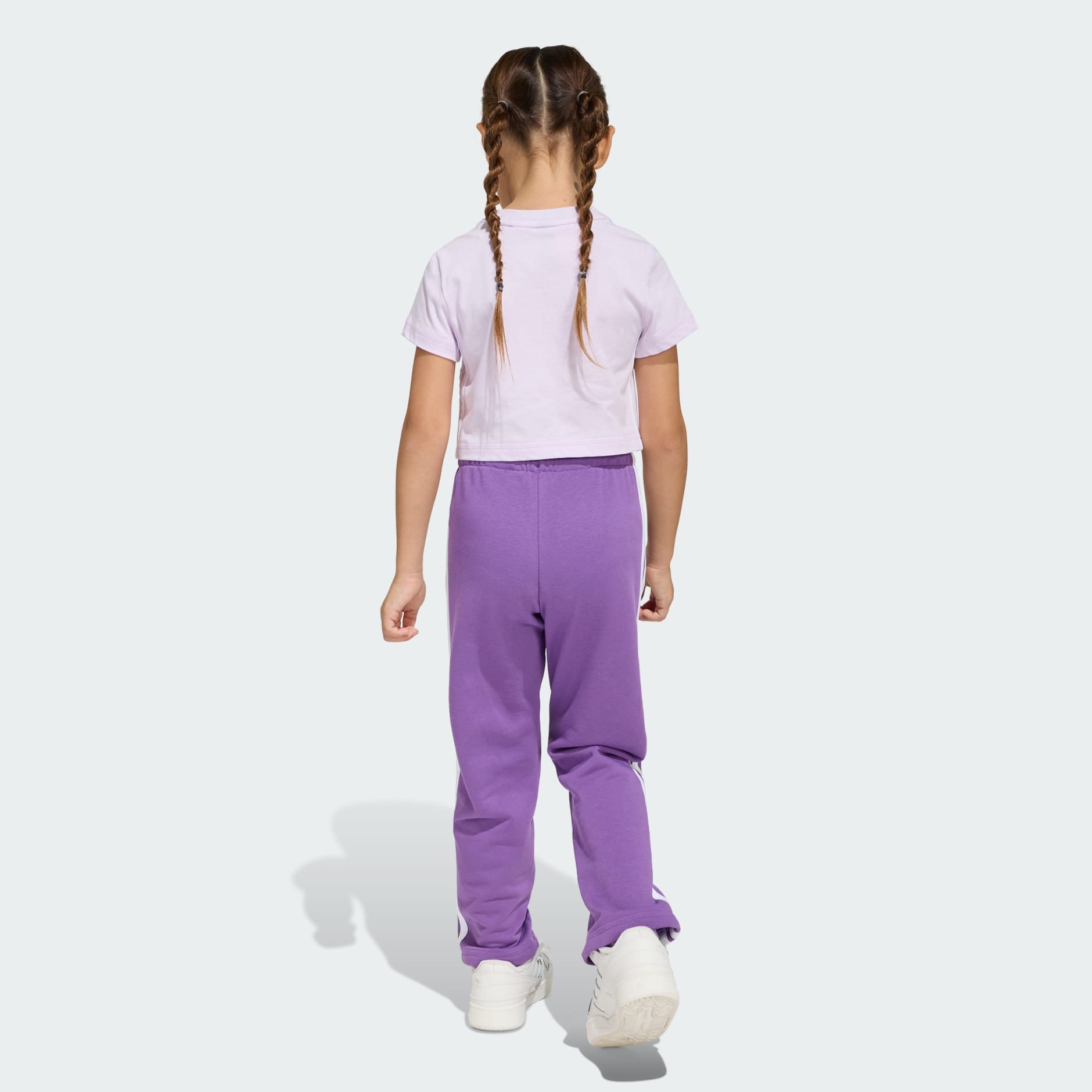 SET CU TRICOU ESSENTIALS