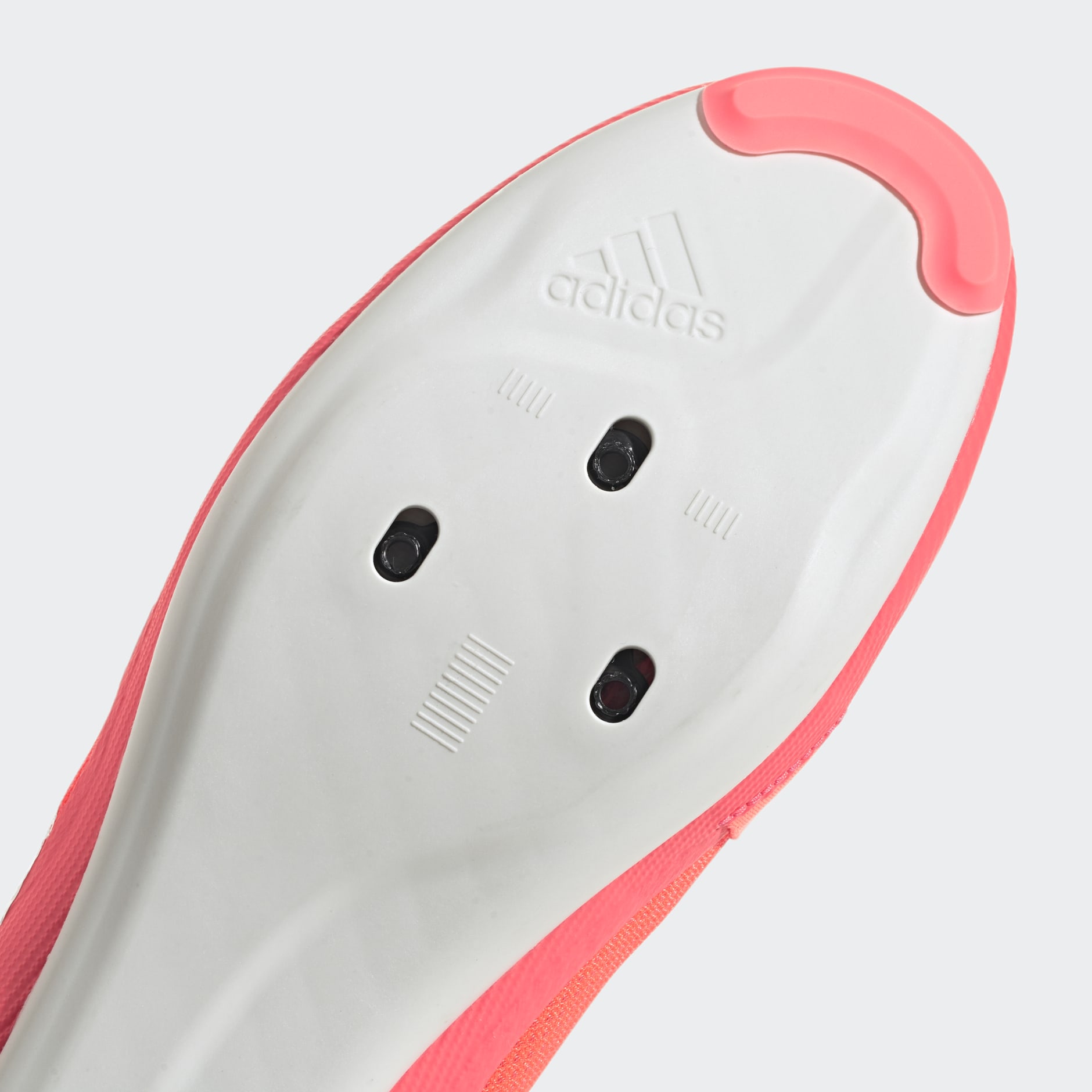 THE INDOOR CYCLING SHOE