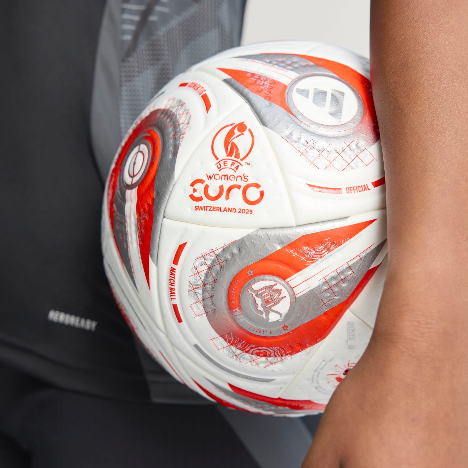 Minge pentru finala campionatului de fotbal feminin UEFA EURO25&trade;