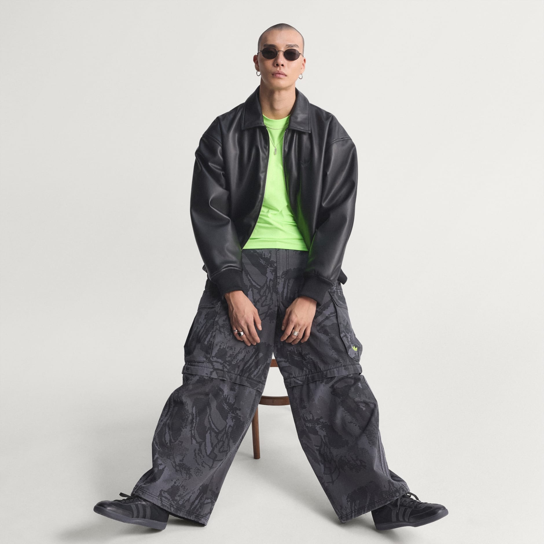 PREMIUM ESSENTIALS PLEATHER BOMBER JACKET