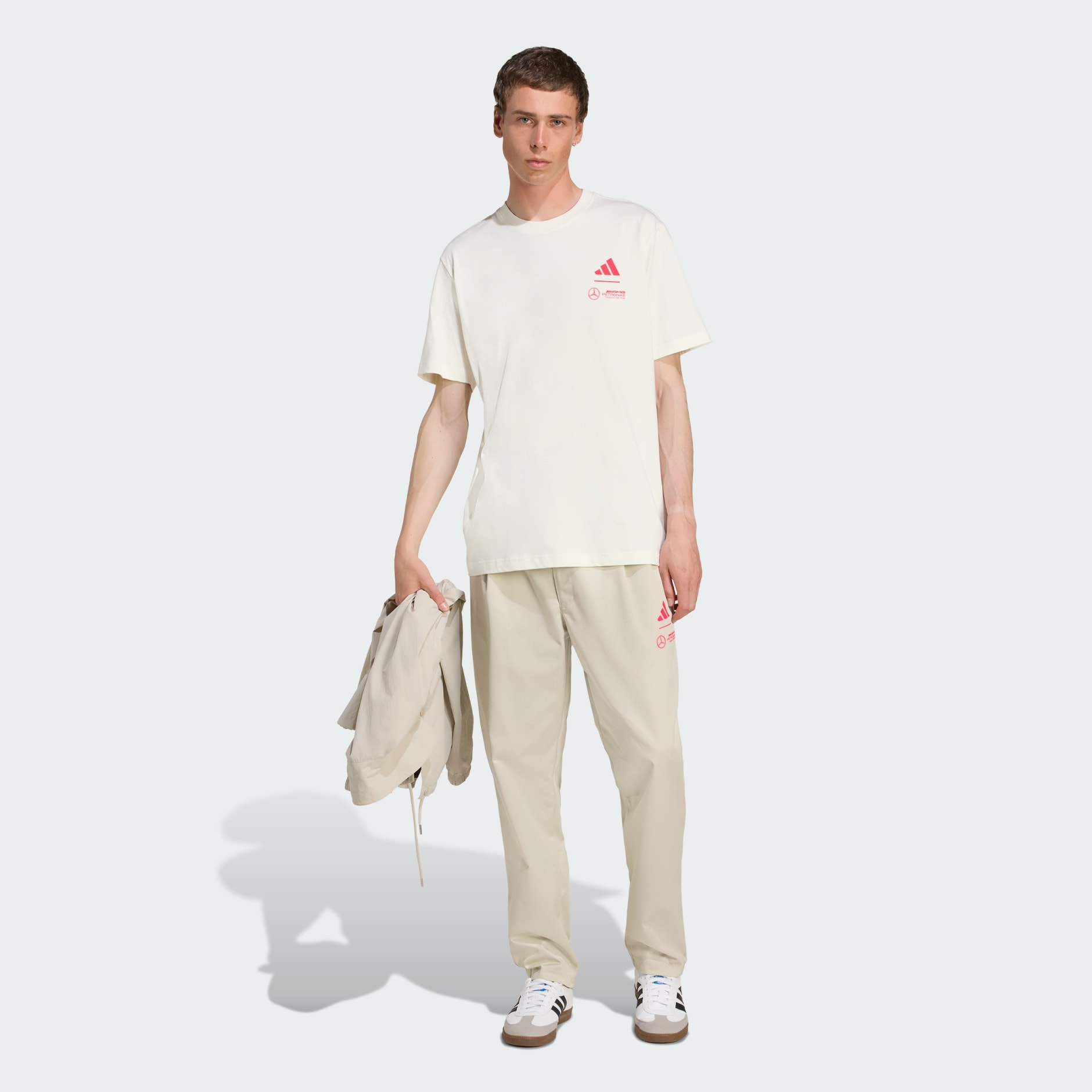 Mercedes - AMG Petronas 一級方程式車隊夏季圖案 T 恤