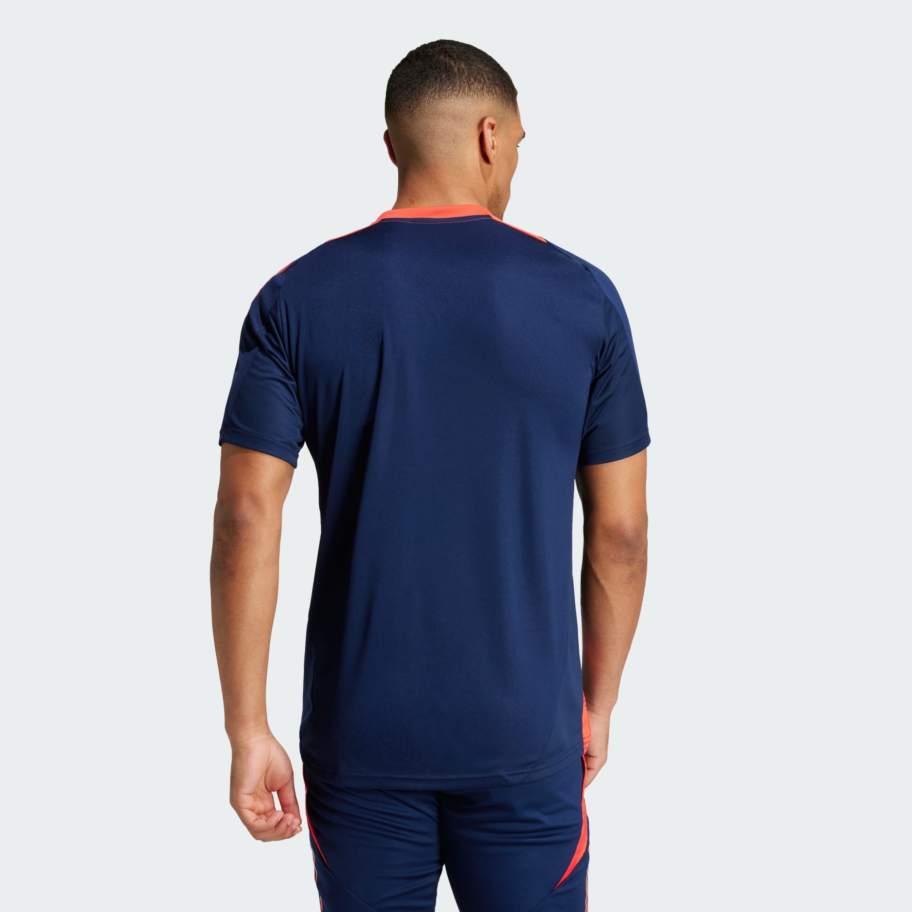 Manchester United Tiro 24 Training Jersey
