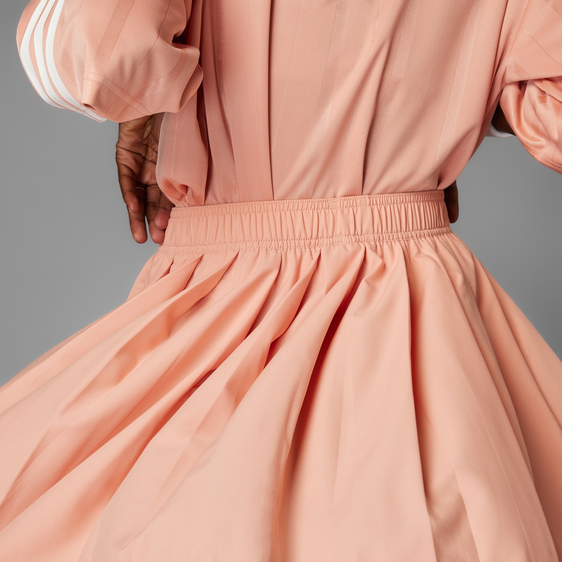 【ADIDAS】Tiered pleated skirt JG4099 s-l400.jpg
