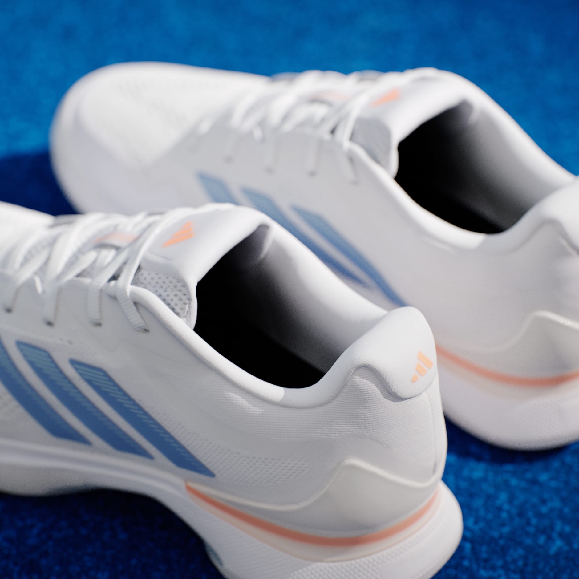 Avacourt 3 Tennis Shoes