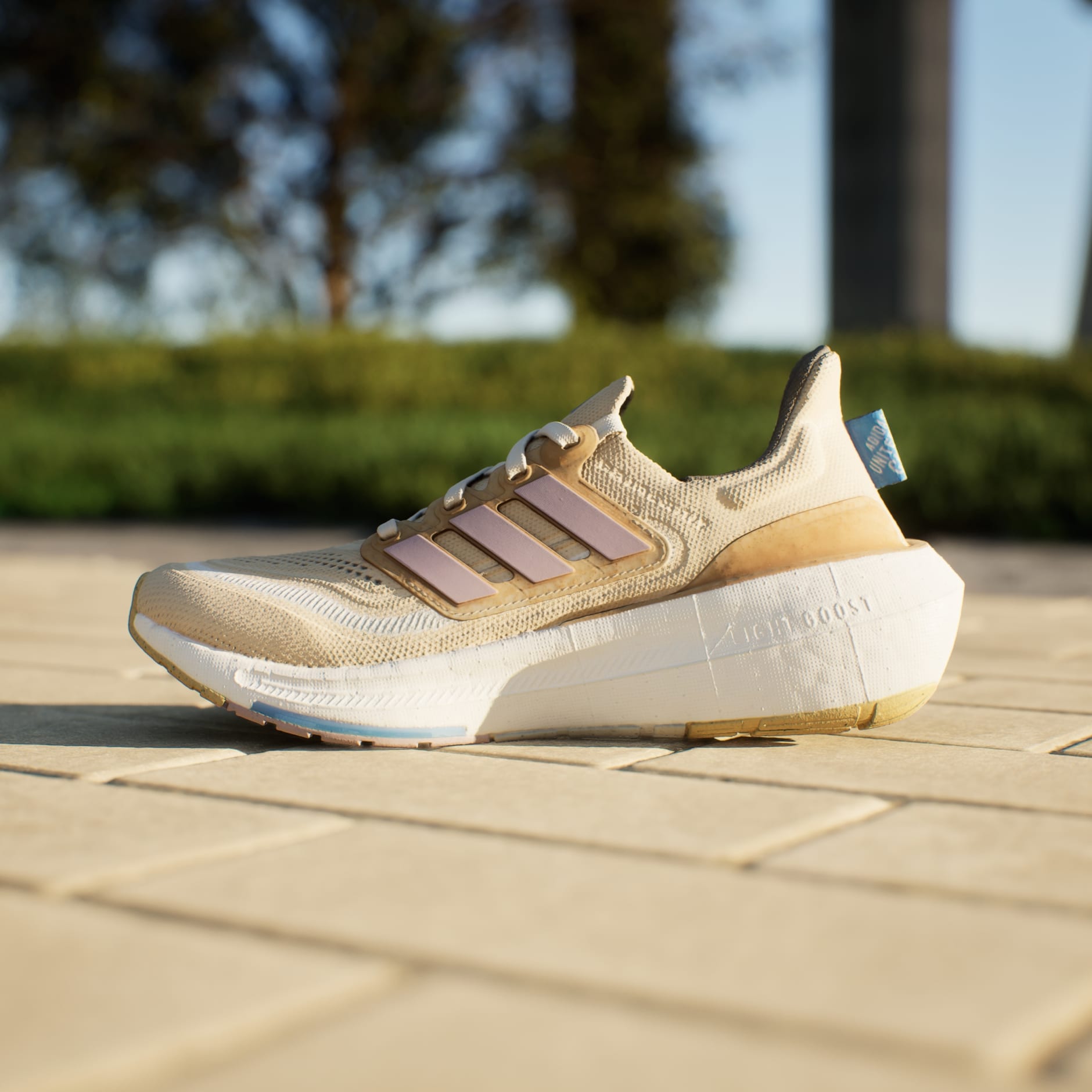 Adidas Running Ultraboost 21 sneakers online in sand