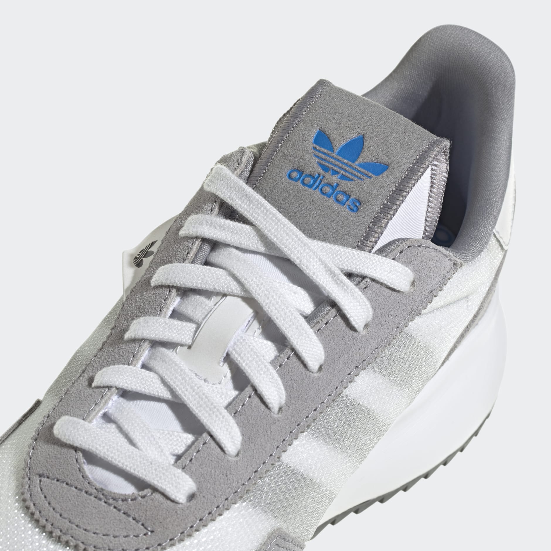 Retropy F2 Shoes
