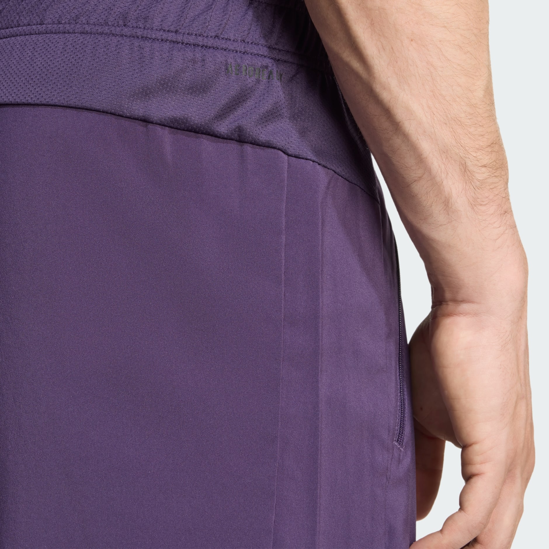 Train Essentials Woven Training Shorts