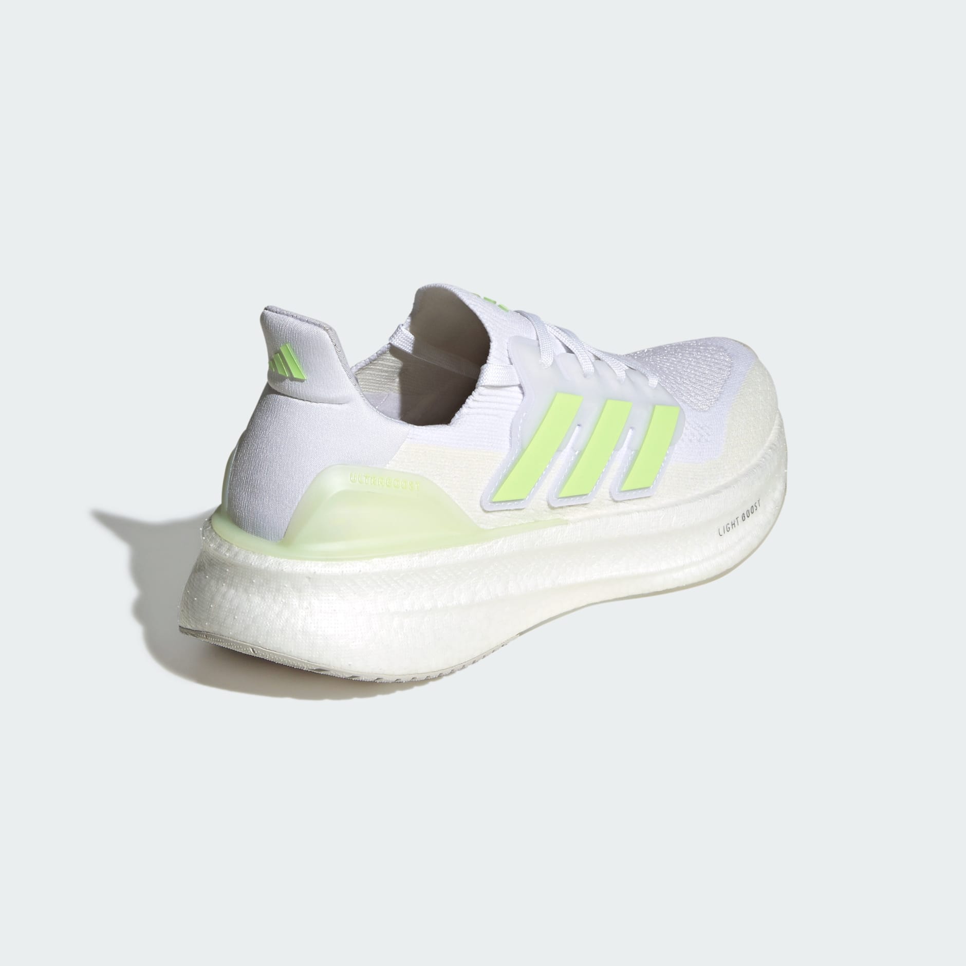 נעלי Ultraboost 5