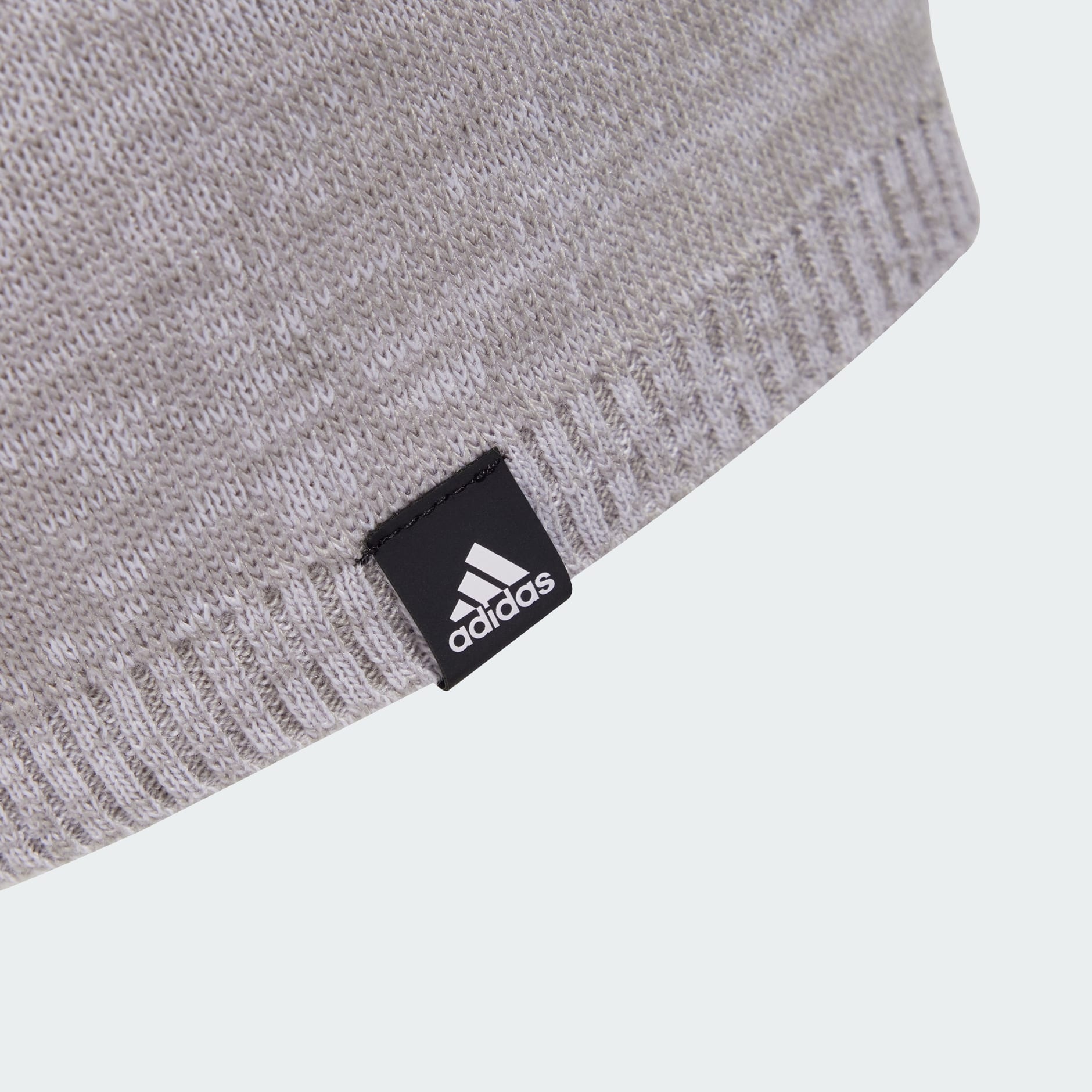 Căciulă ușoară pentru toată ziua