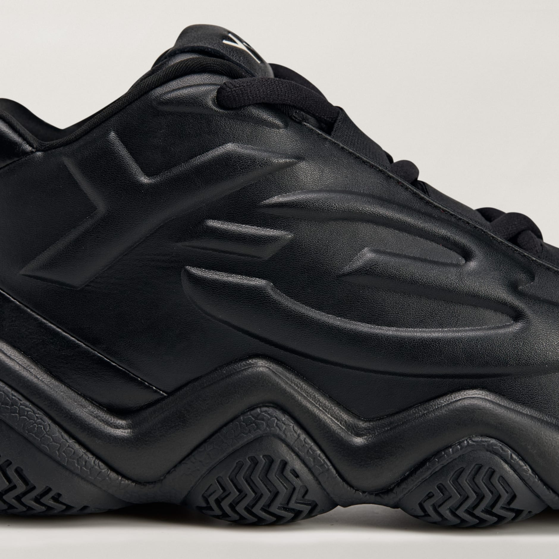 Pantofi Y-3 MEGABALL