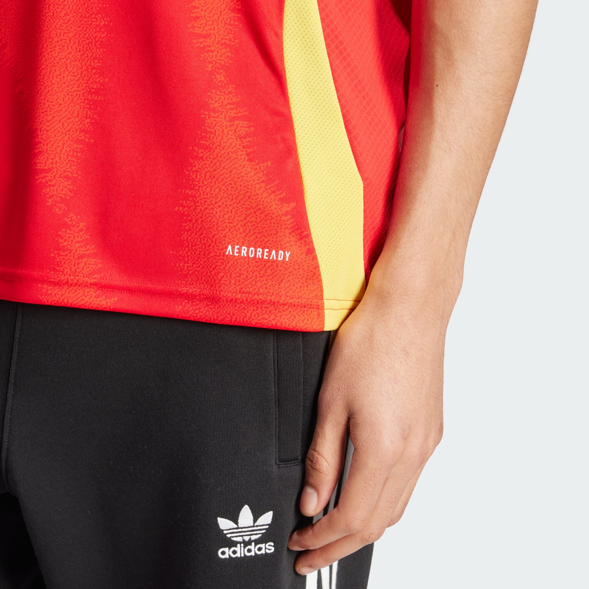 Adidas españa quito hotsell