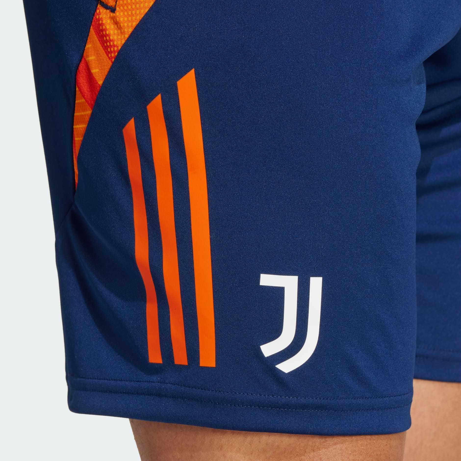 Juventus Tiro 24 Competition Training Shorts