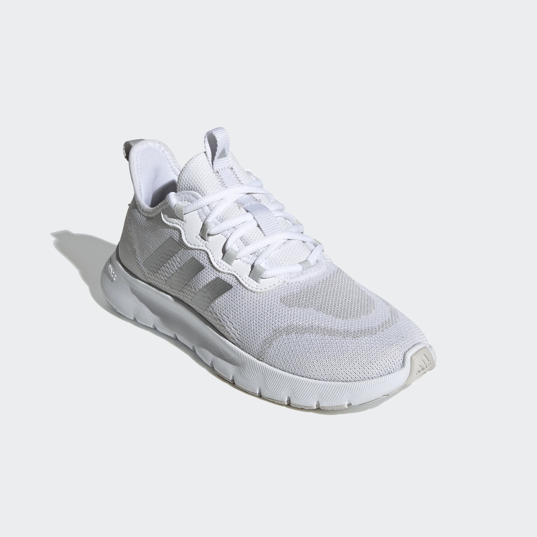 Nario Move Shoes