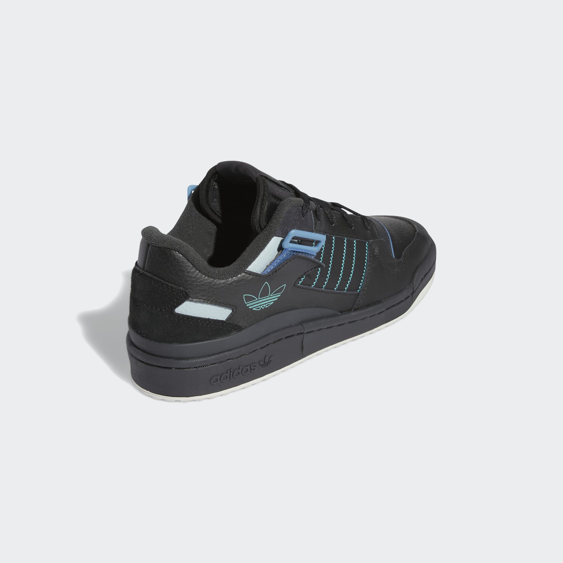 Forum Exhibit Low Shoes