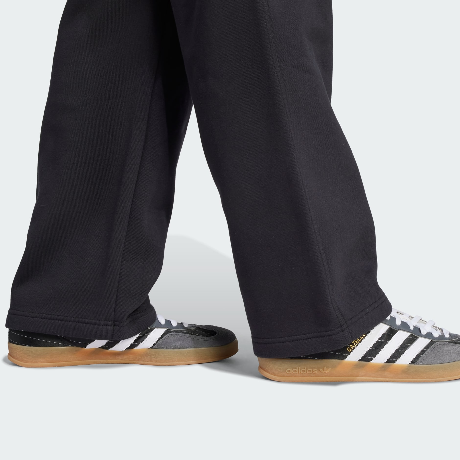 Hlače Trefoil Essentials s otvorenim rubom