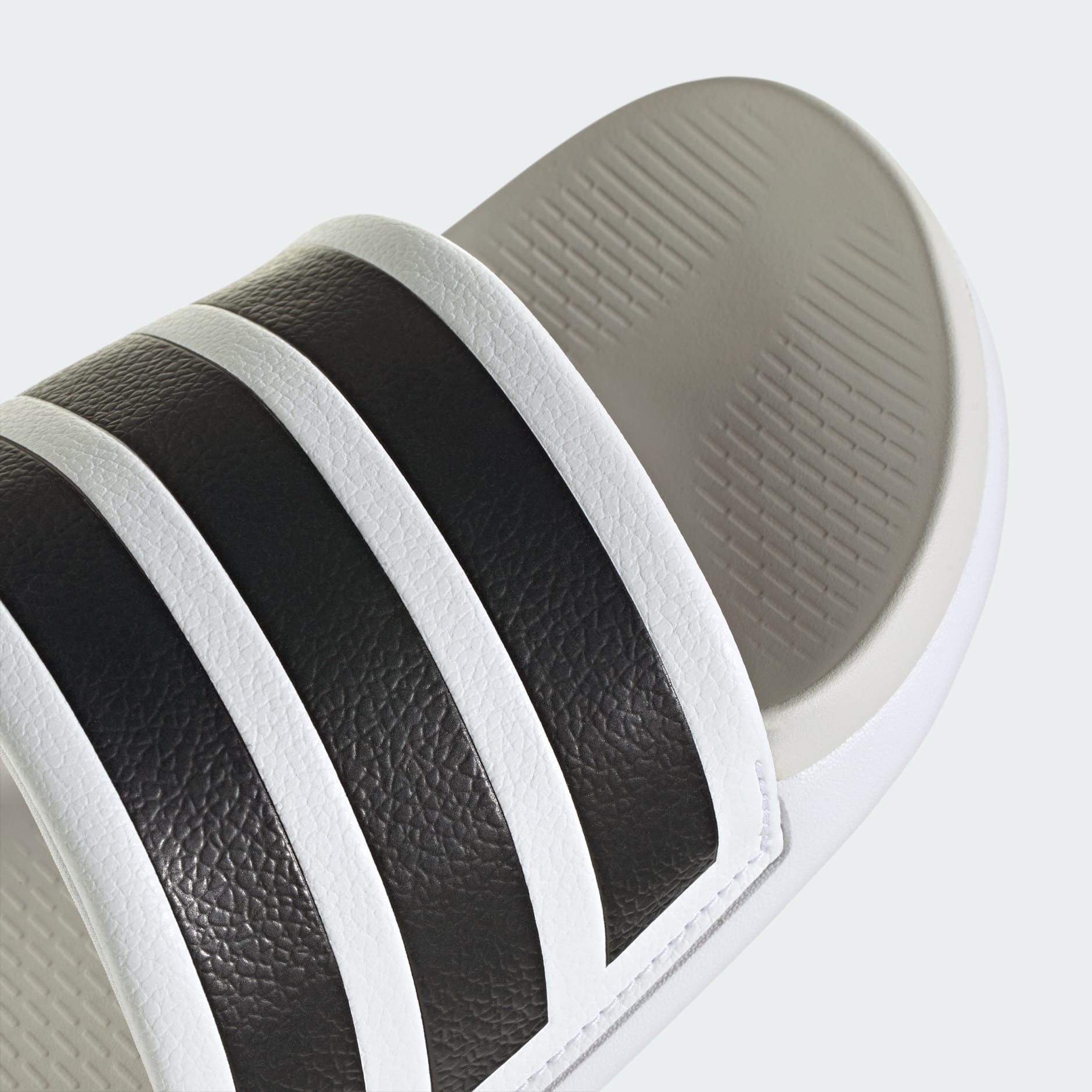 ADILETTE COMFORT 2.0 SLIDES