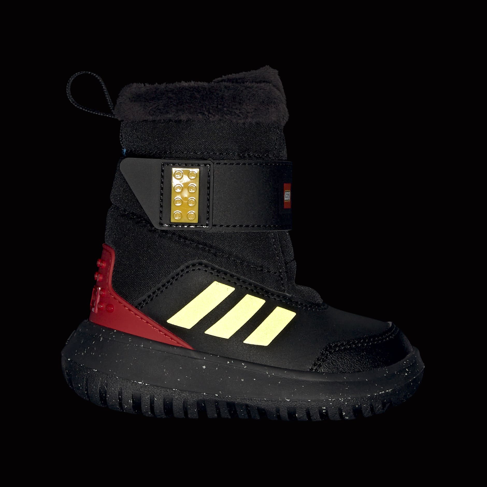 حذاء adidas x LEGO® Winterplay
