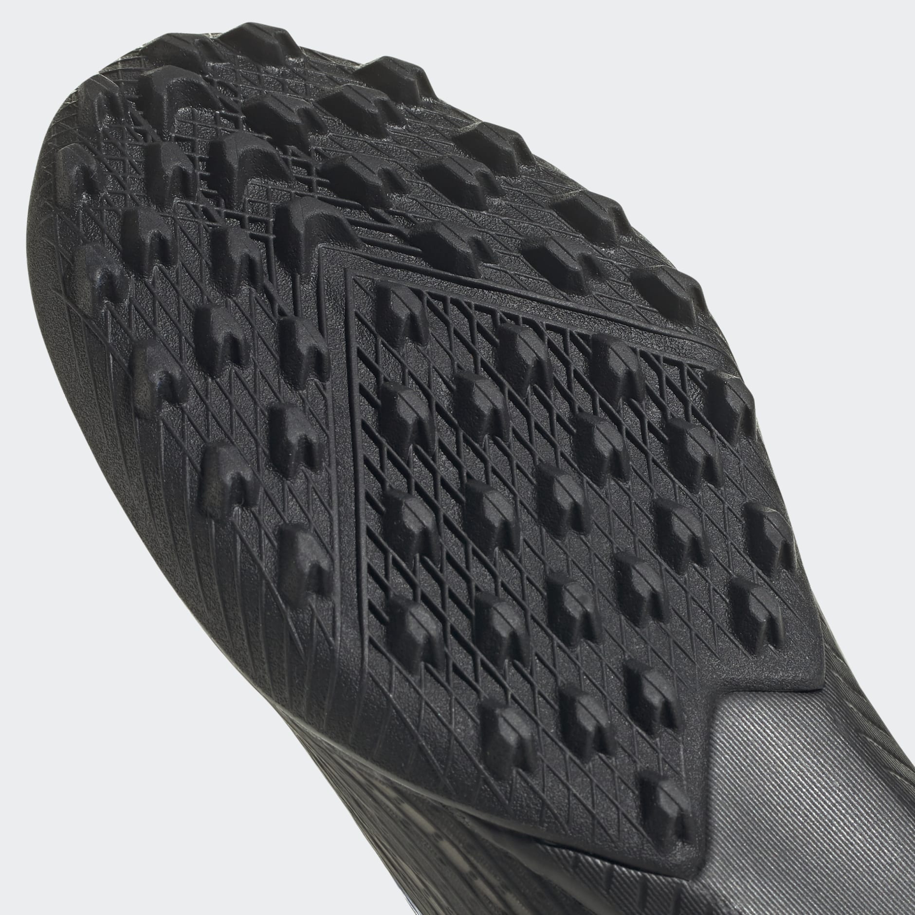 X Speedflow.3 Turf Boots