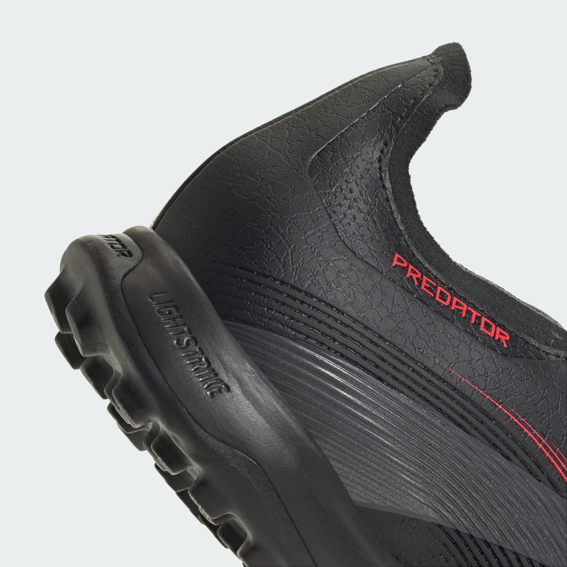 Predator League Fold-Over Tongue Turf Boots