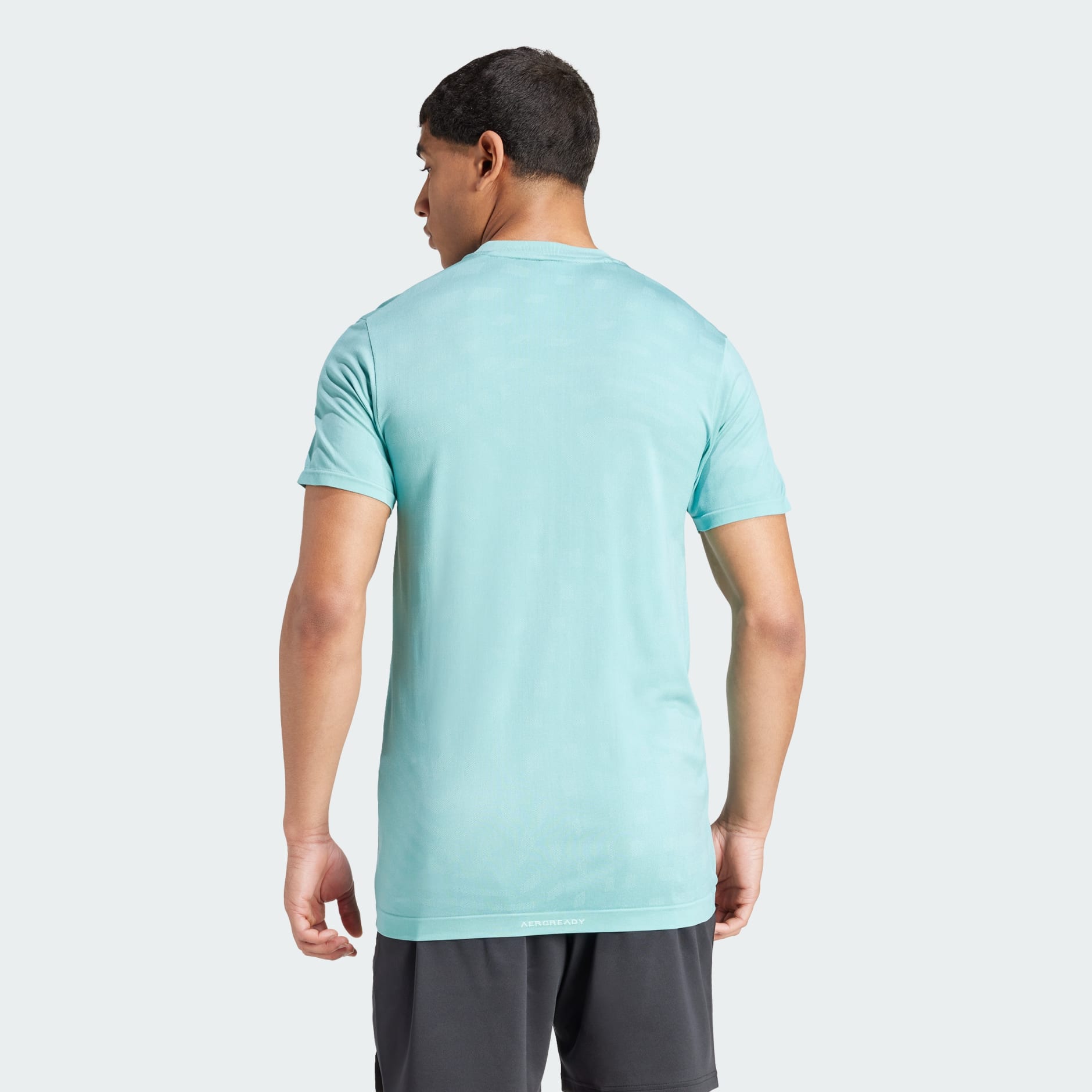 Gym+ Training Seamless Tee