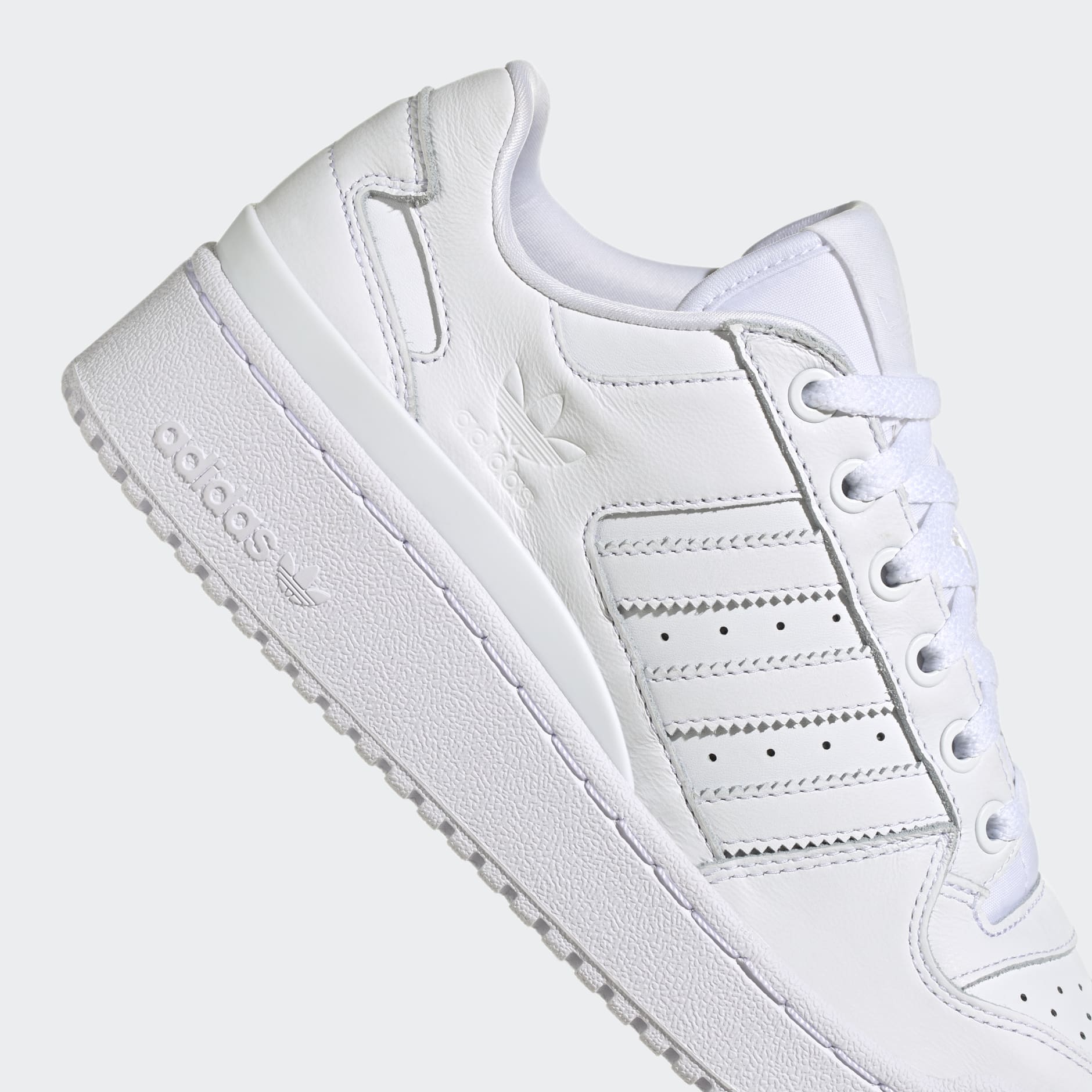 Shoes - Forum Bold Stripes Shoes - White | adidas South Africa