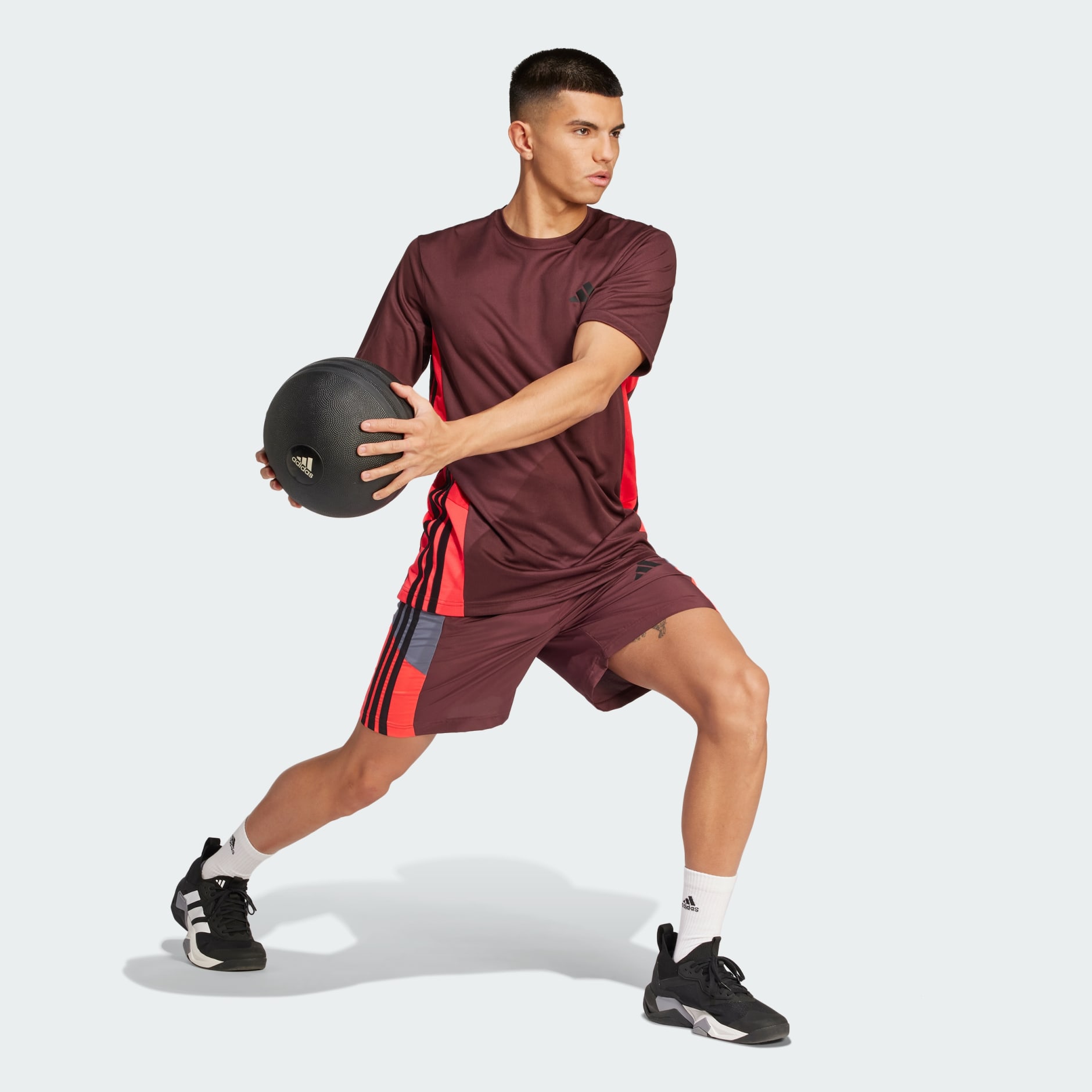 Train Essentials Seasonal Colorblock Tee