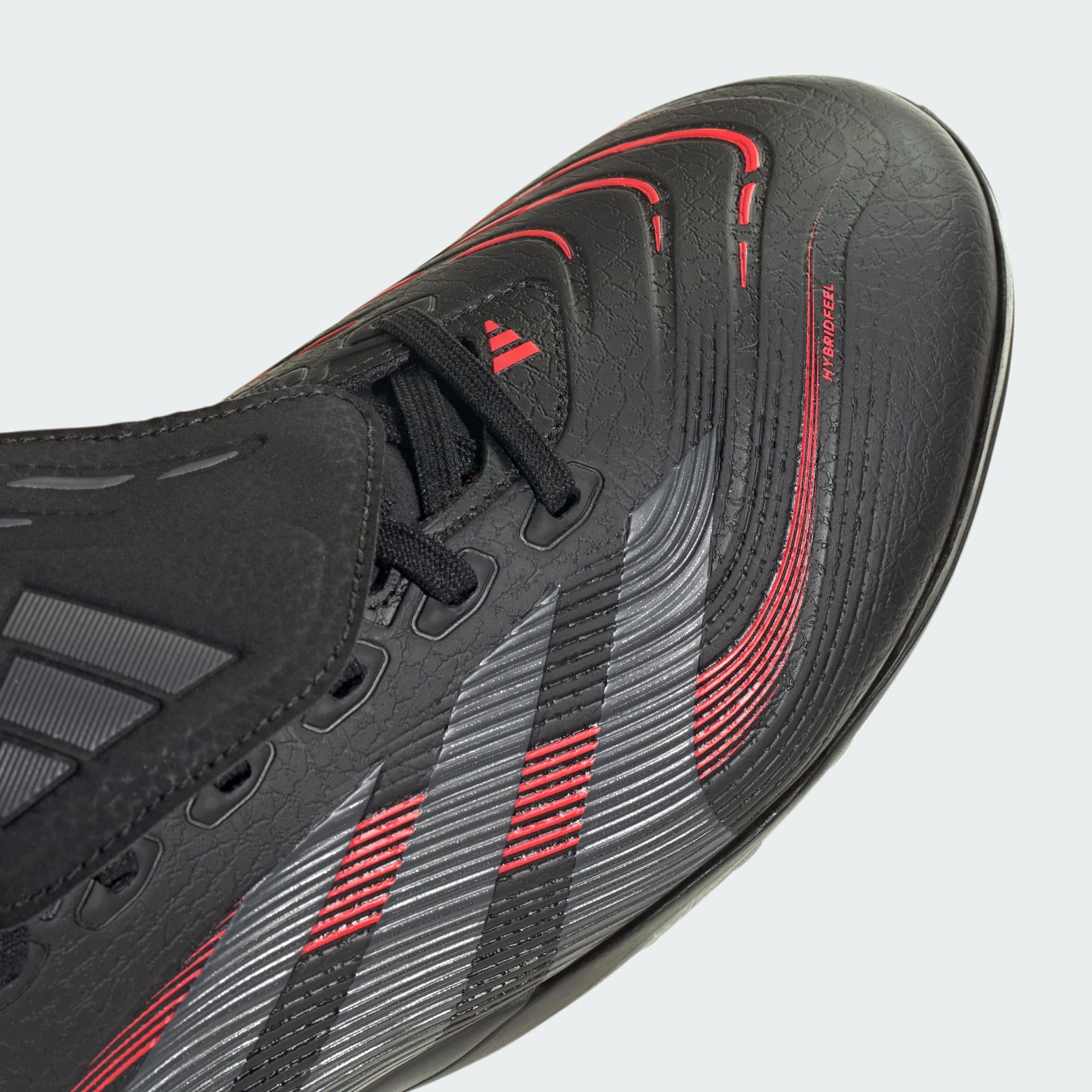 Predator League Fold-Over Tongue Turf Boots