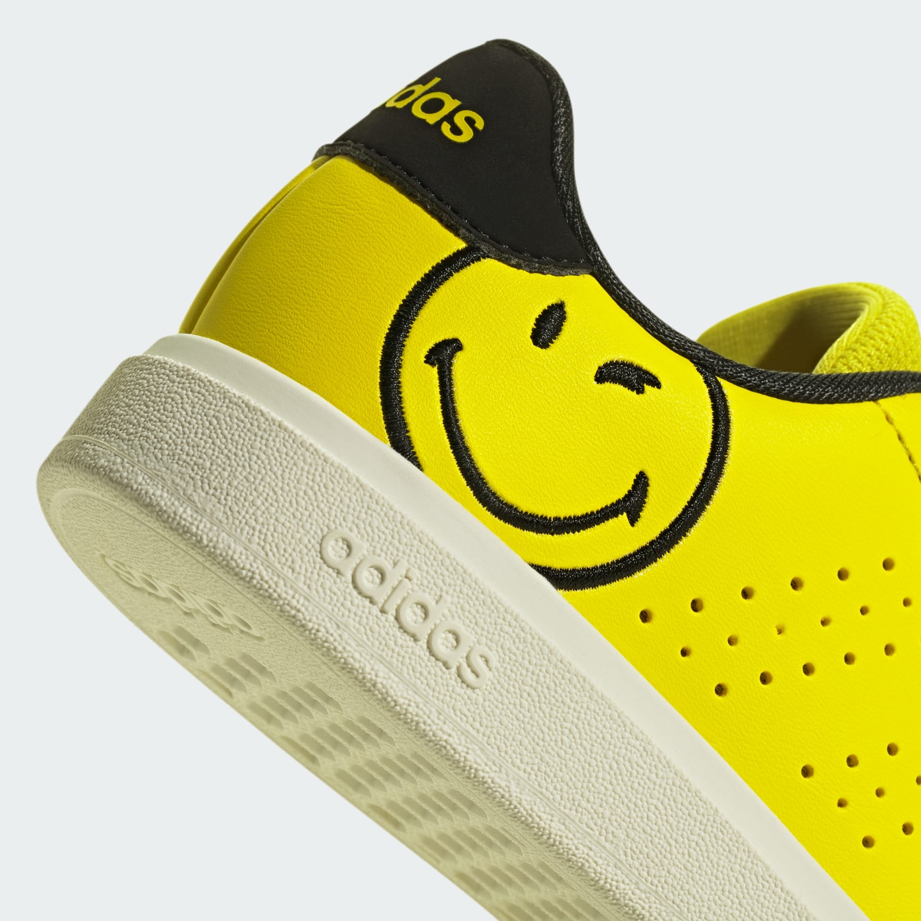 adidas Smiley Advantage 2.0 Shoes Kids