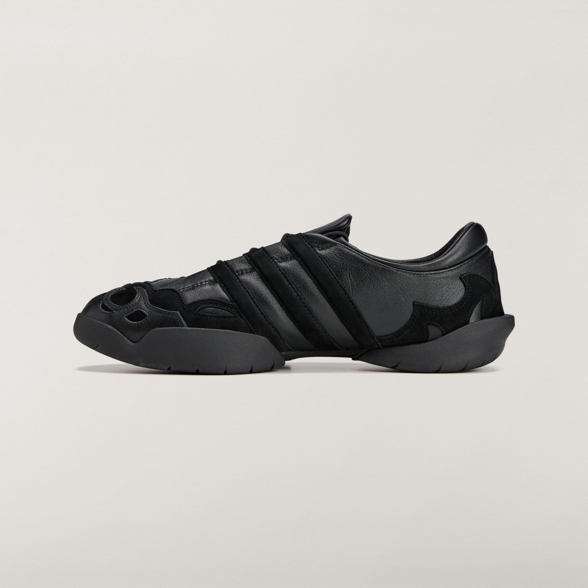 Y-3 REGU LEATHER Shoes