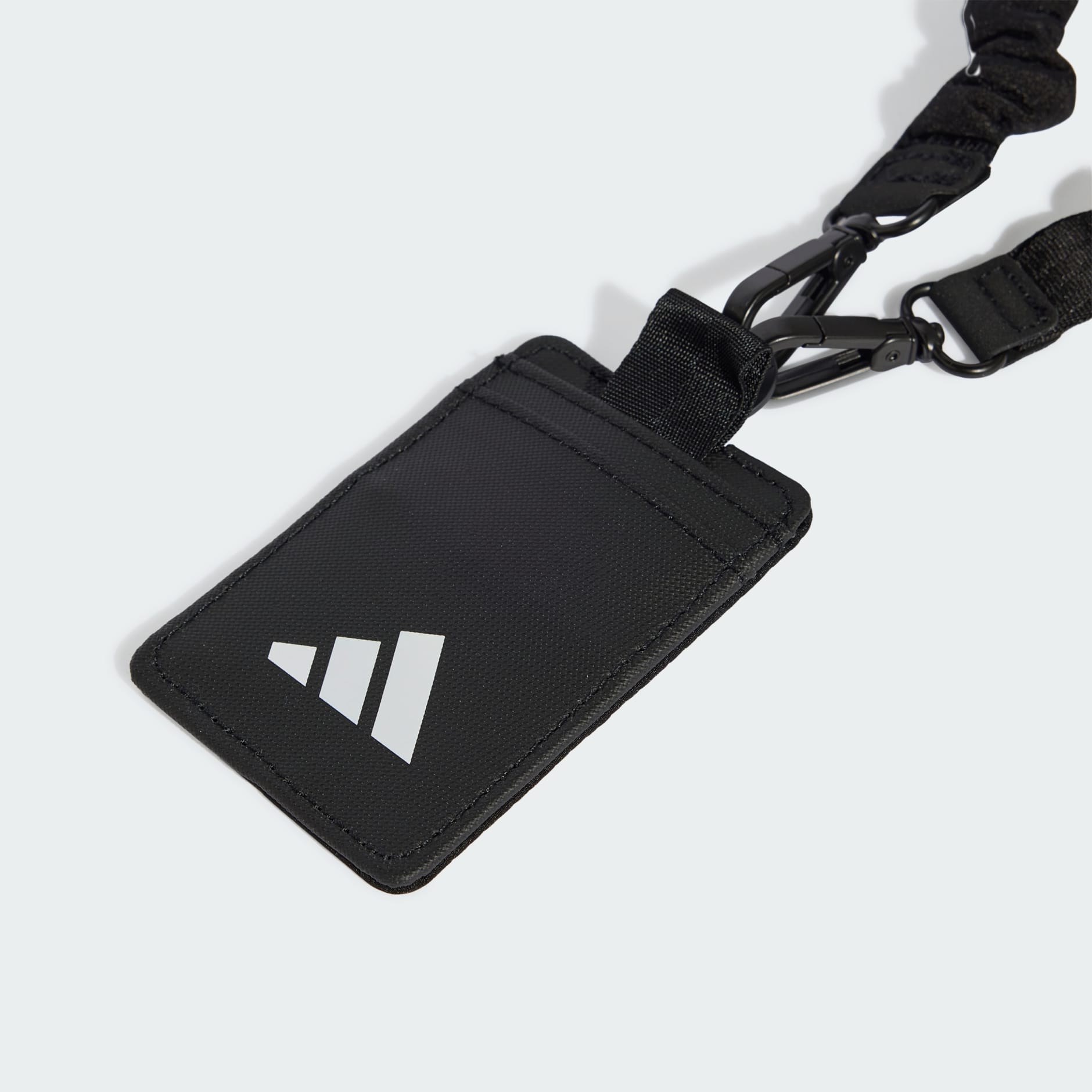 ȘNUR MERCEDES - AMG PETRONAS FORMULA 1 ENGINEERS & MARKETING