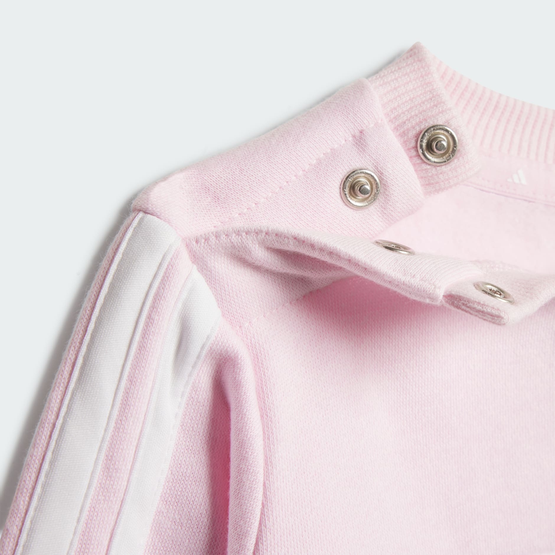 Set Seasonal Essentials Tiberio cu guler rotund și 3 dungi, din l&acirc;nă fleece, pentru copii