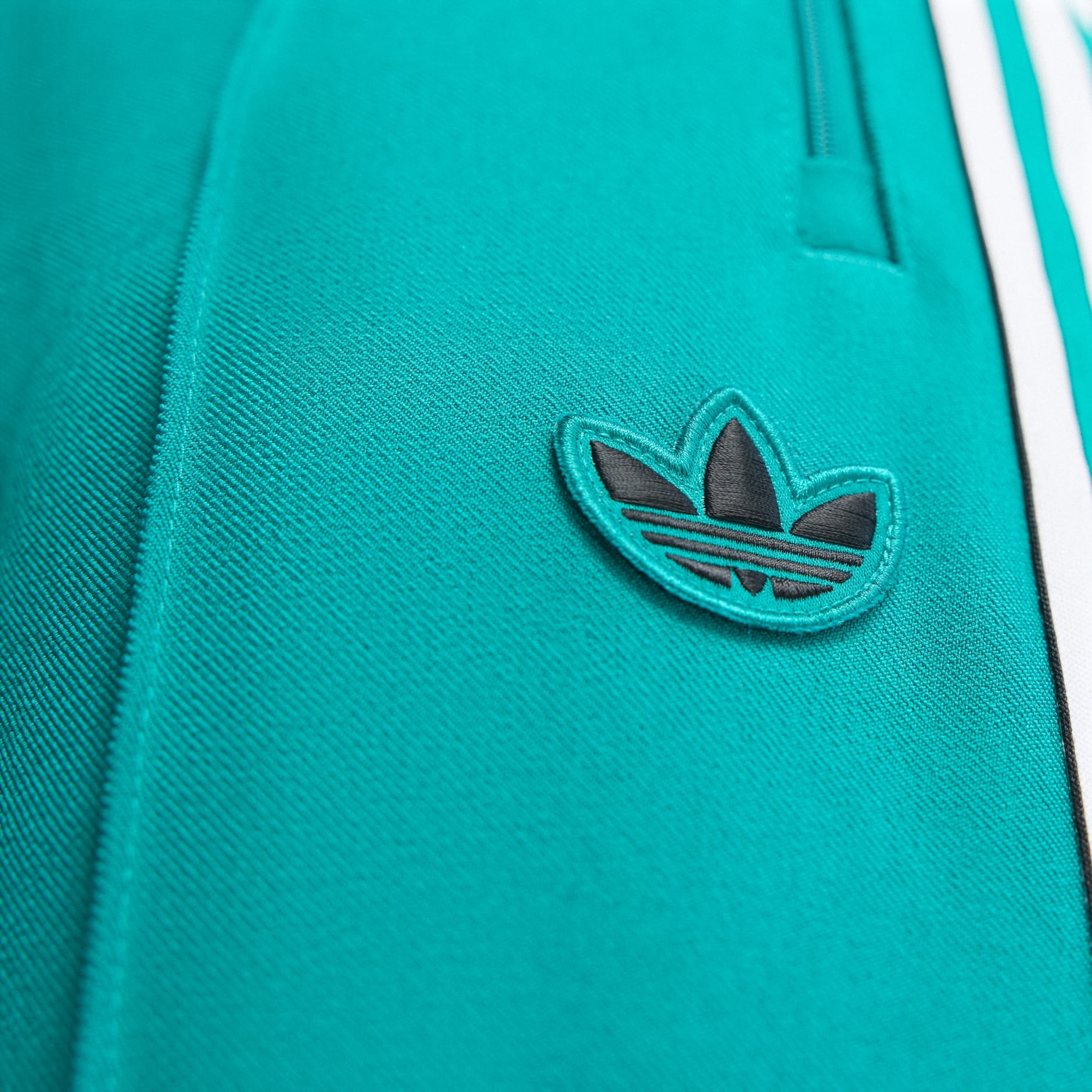 מכנסי ריצה אייקוניים Liverpool FC Terrace