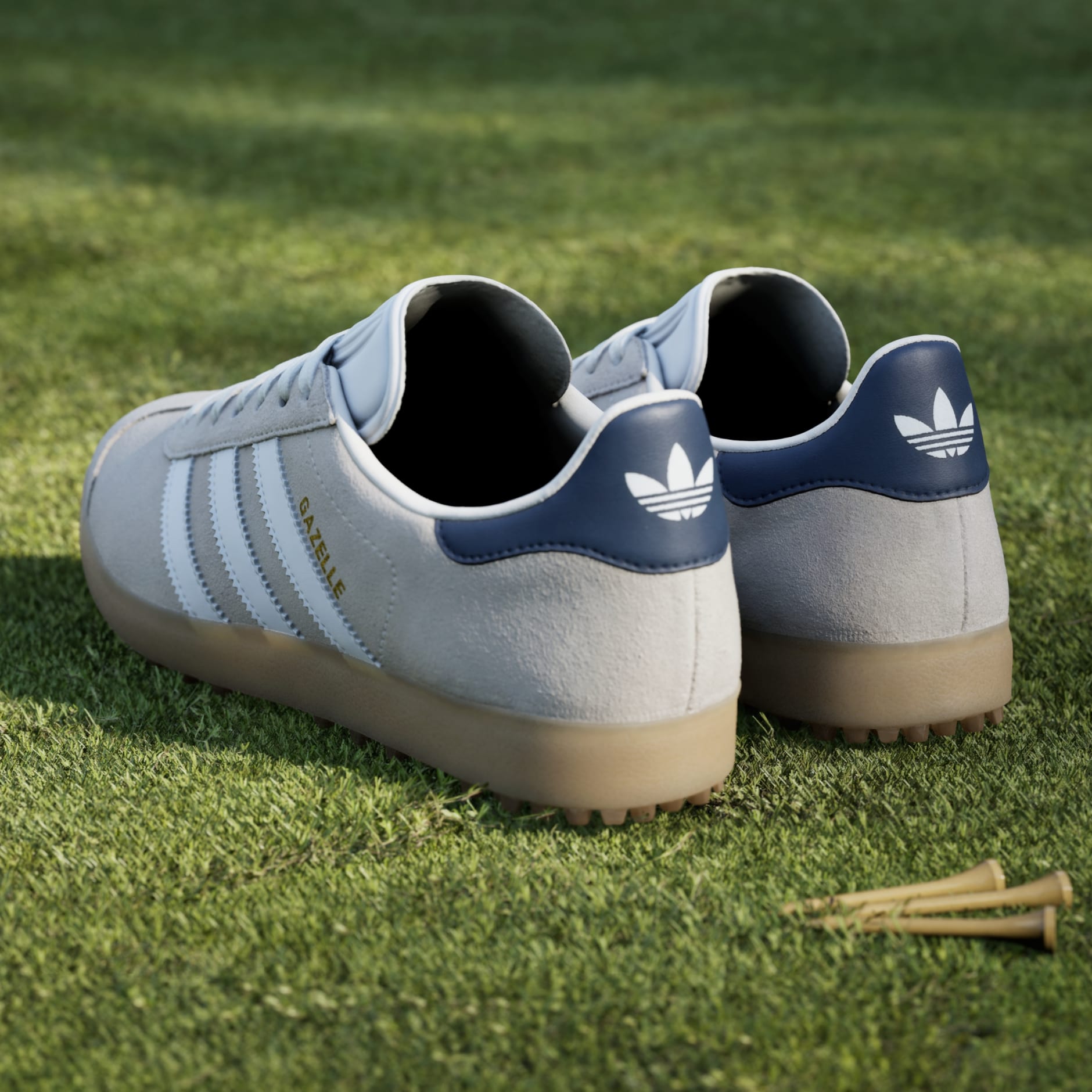 Gazelle Spikeless Golf Shoes