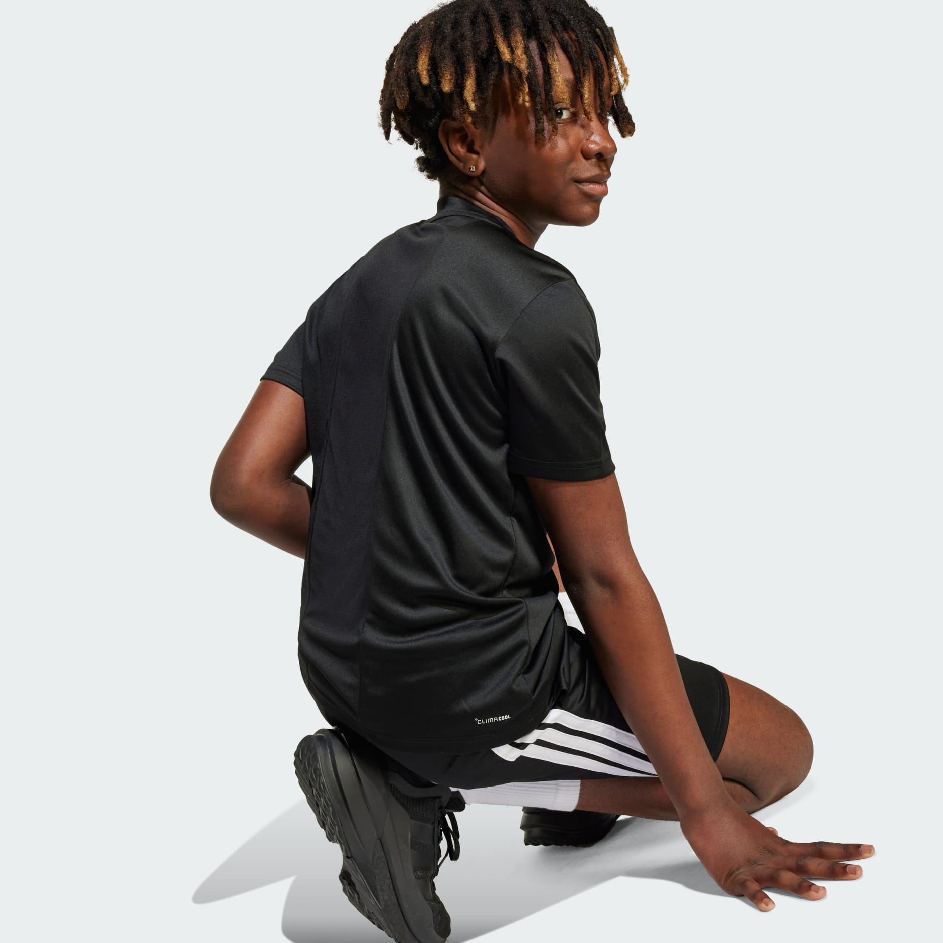 طقم للأطفال Train Essentials 3-Stripes Tee