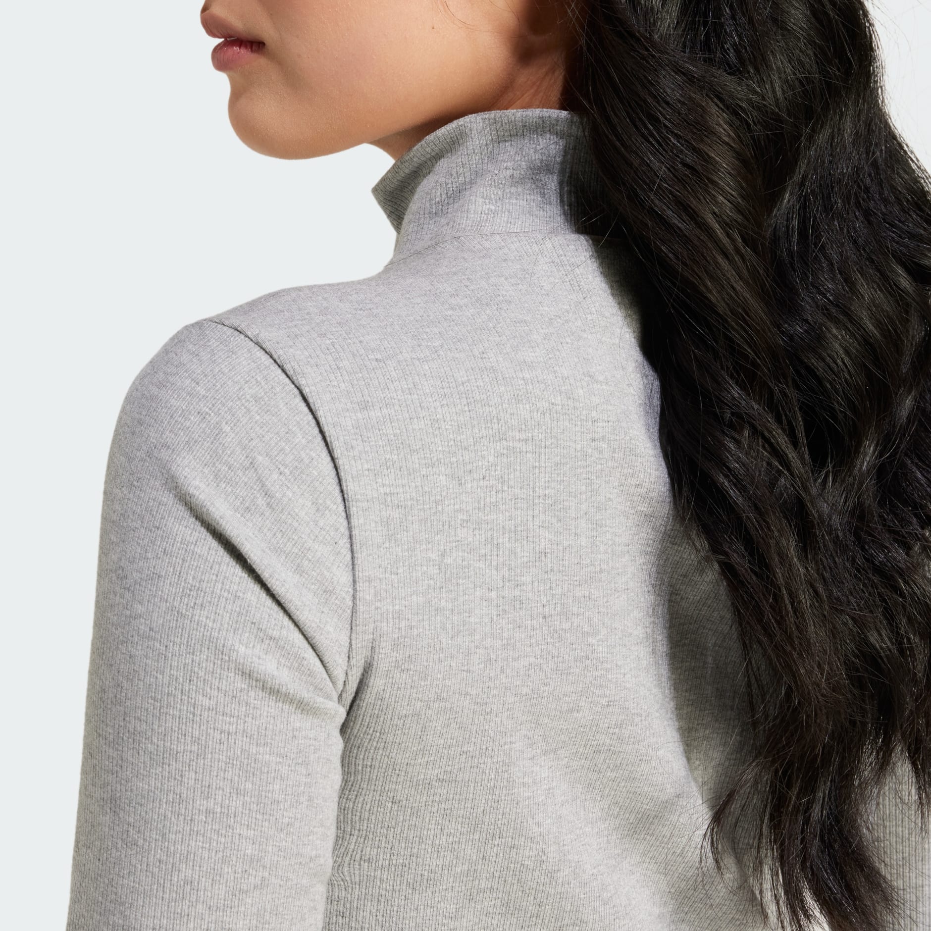 Chaqueta Deportiva Essentials Acanalada Cierre Frontal