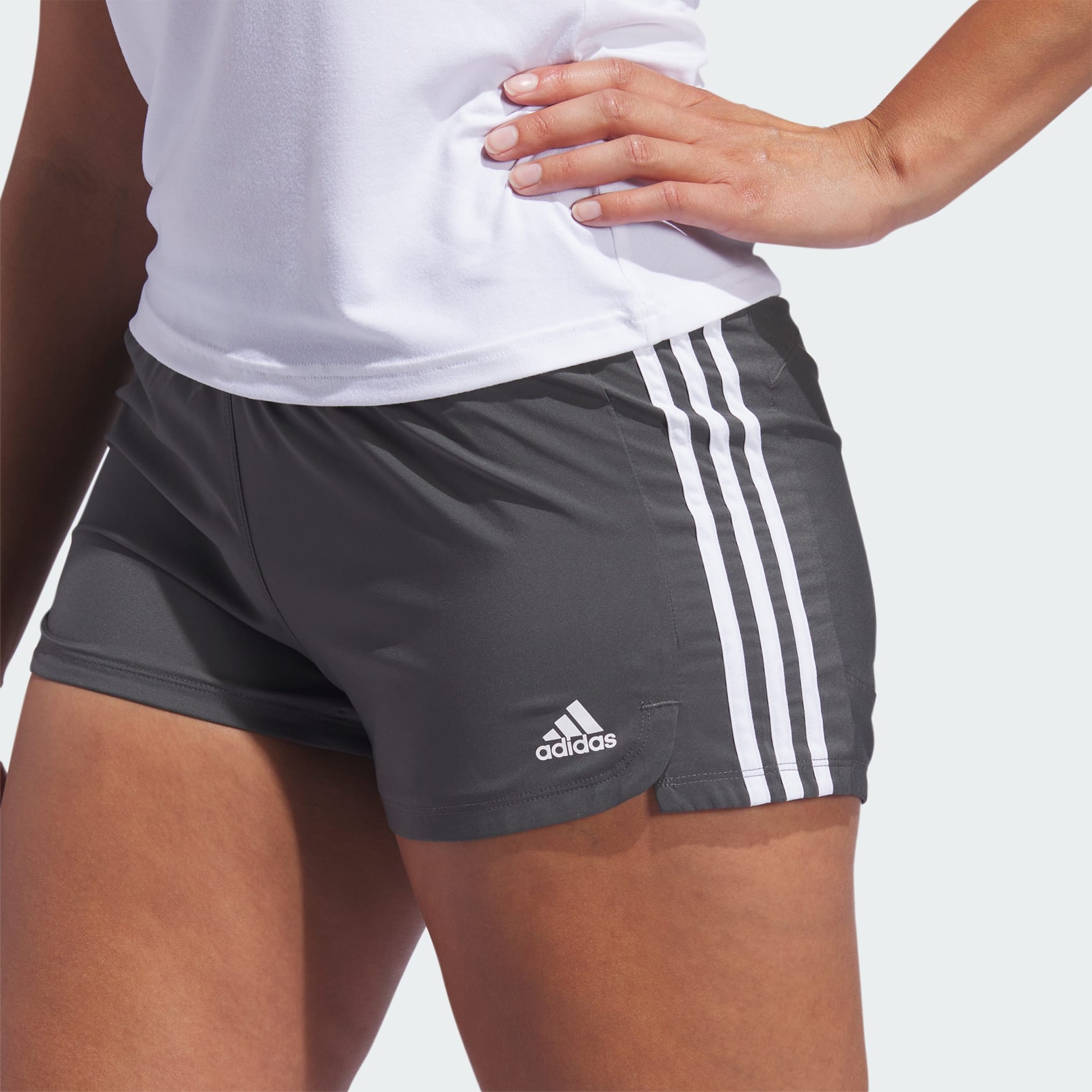 Pantaloni scurți țesuți Pacer cu 3 dungi