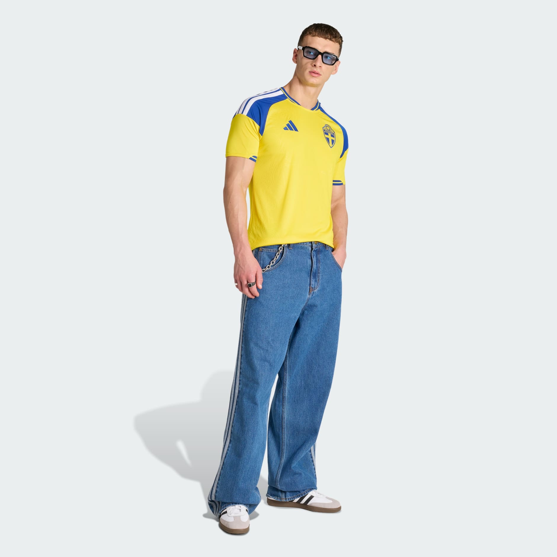 Sweden 26 Home Jersey