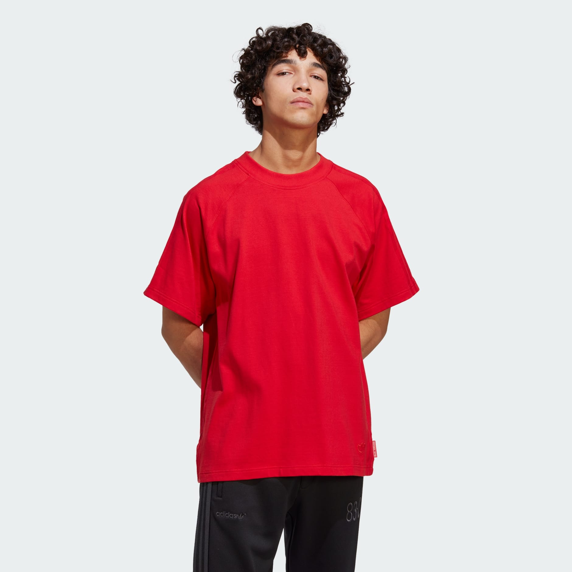 T shirt deals red