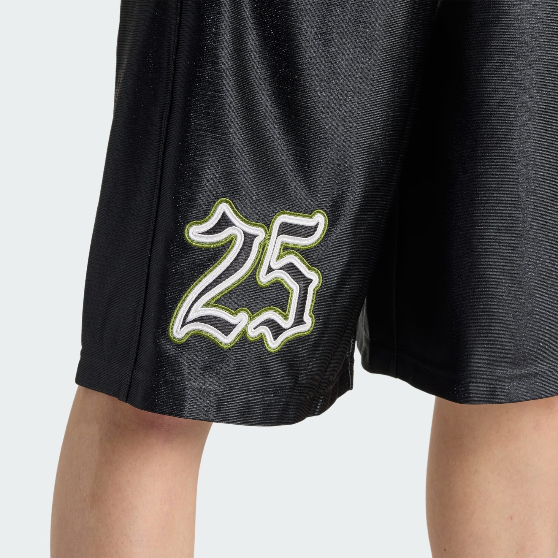 Number Graphic Short
