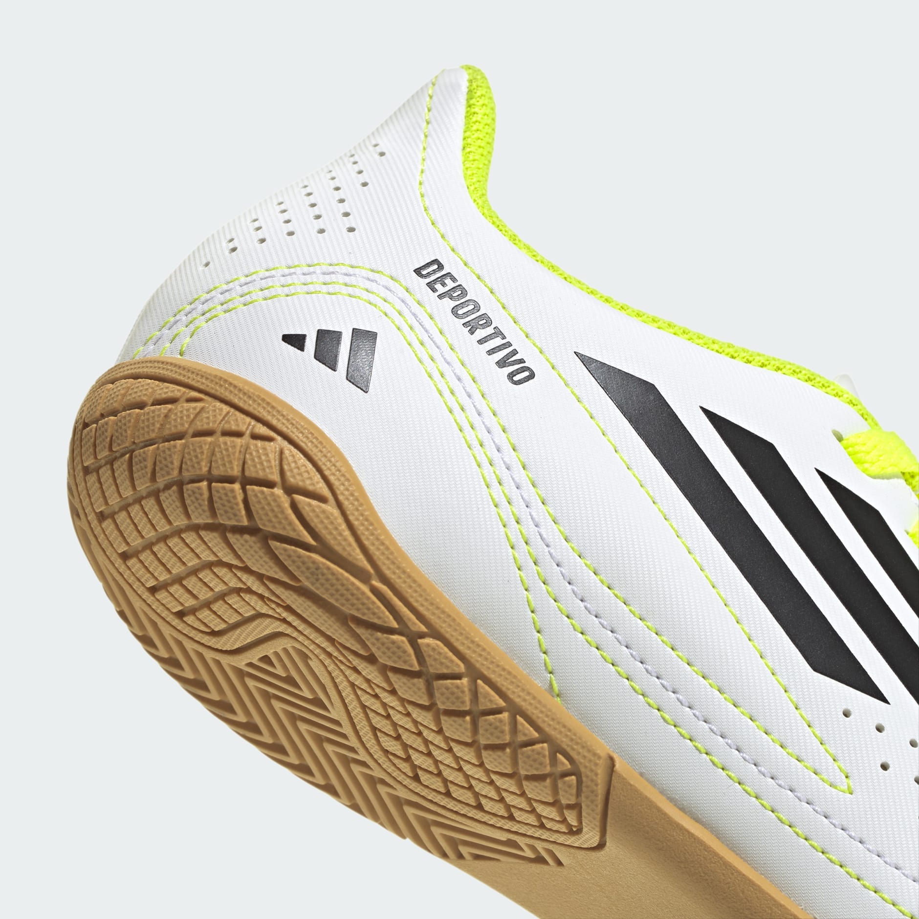 Guayos Deportivo III Cancha Cubierta Kids