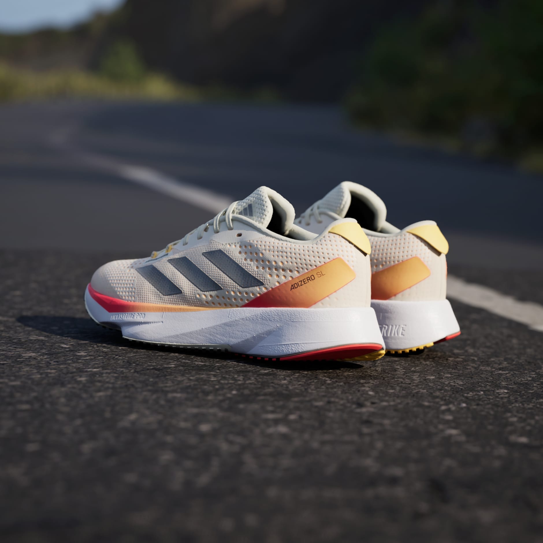 ADIZERO SL W