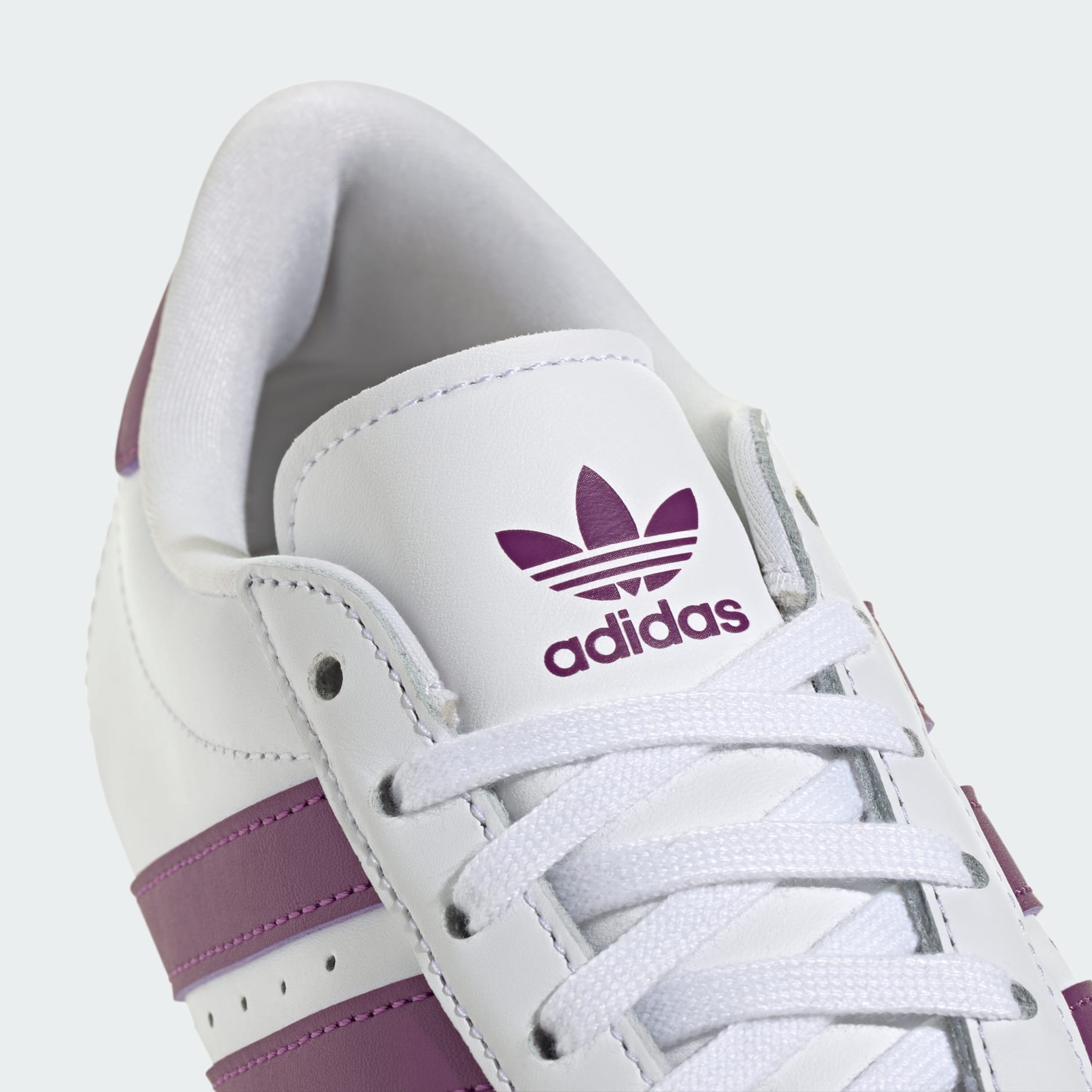 حذاء تايكوندو برباط من أديداس للأطفال