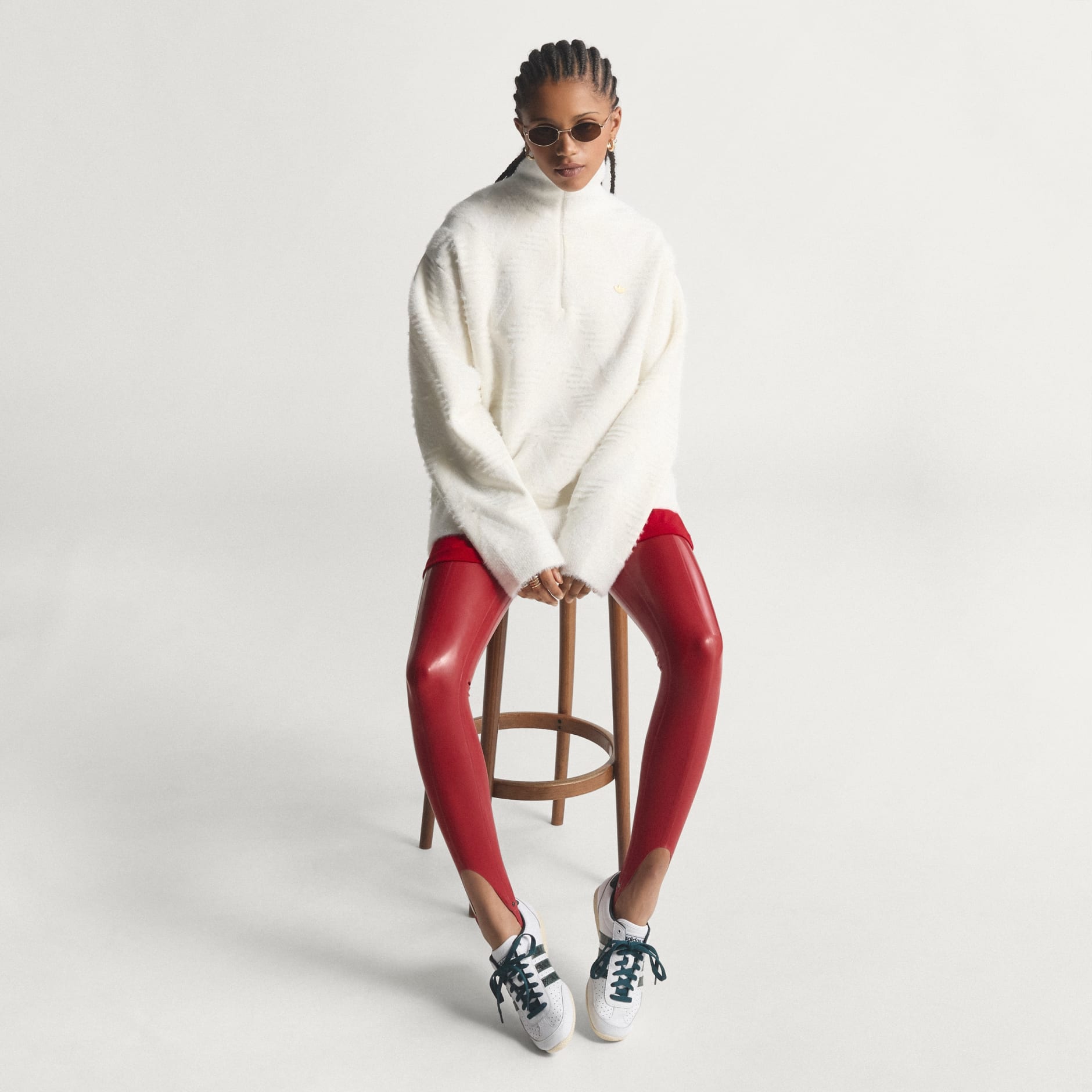 PULOVER TRICOTAT CU FERMOAR PE JUMĂTATE