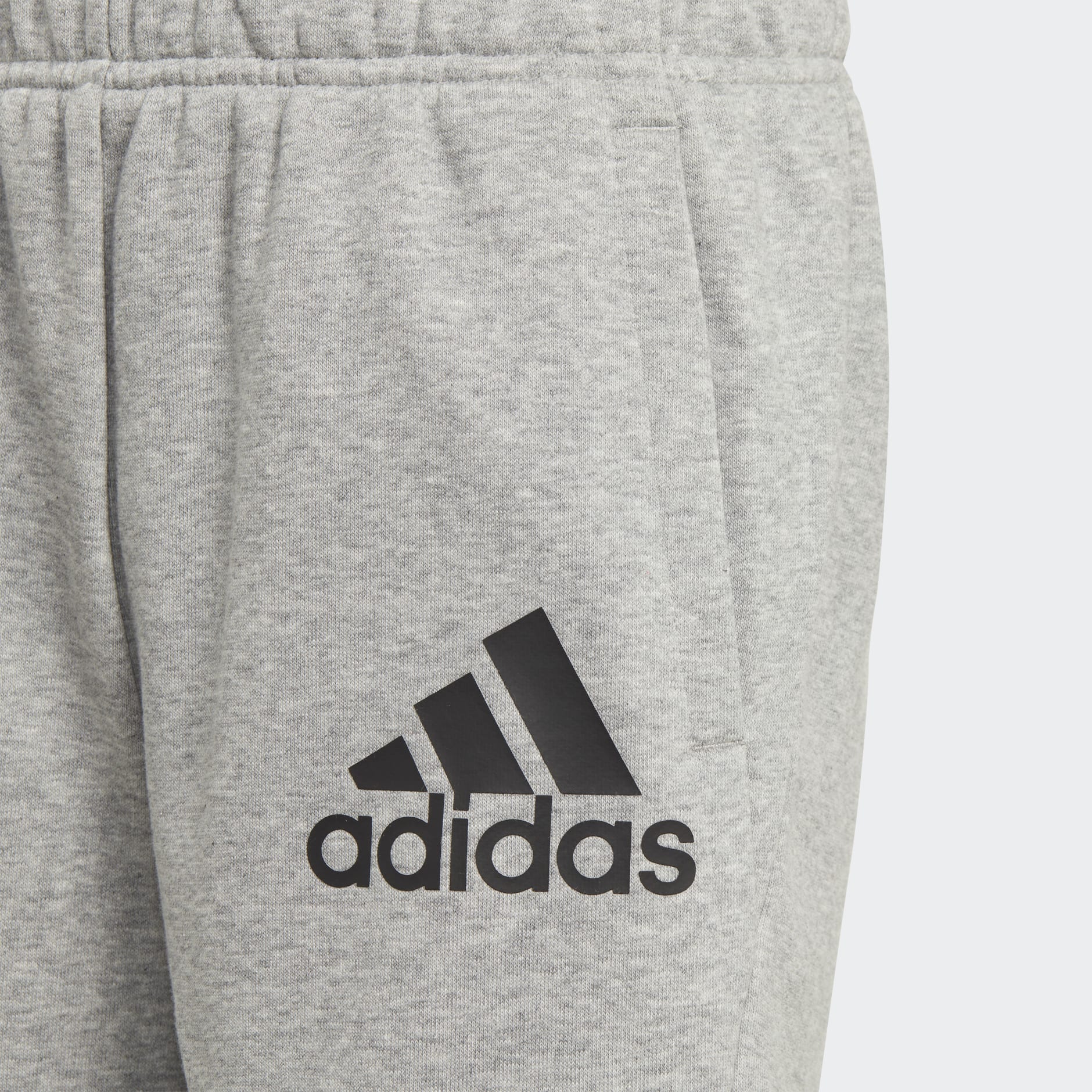 Badge of Sport Shorts