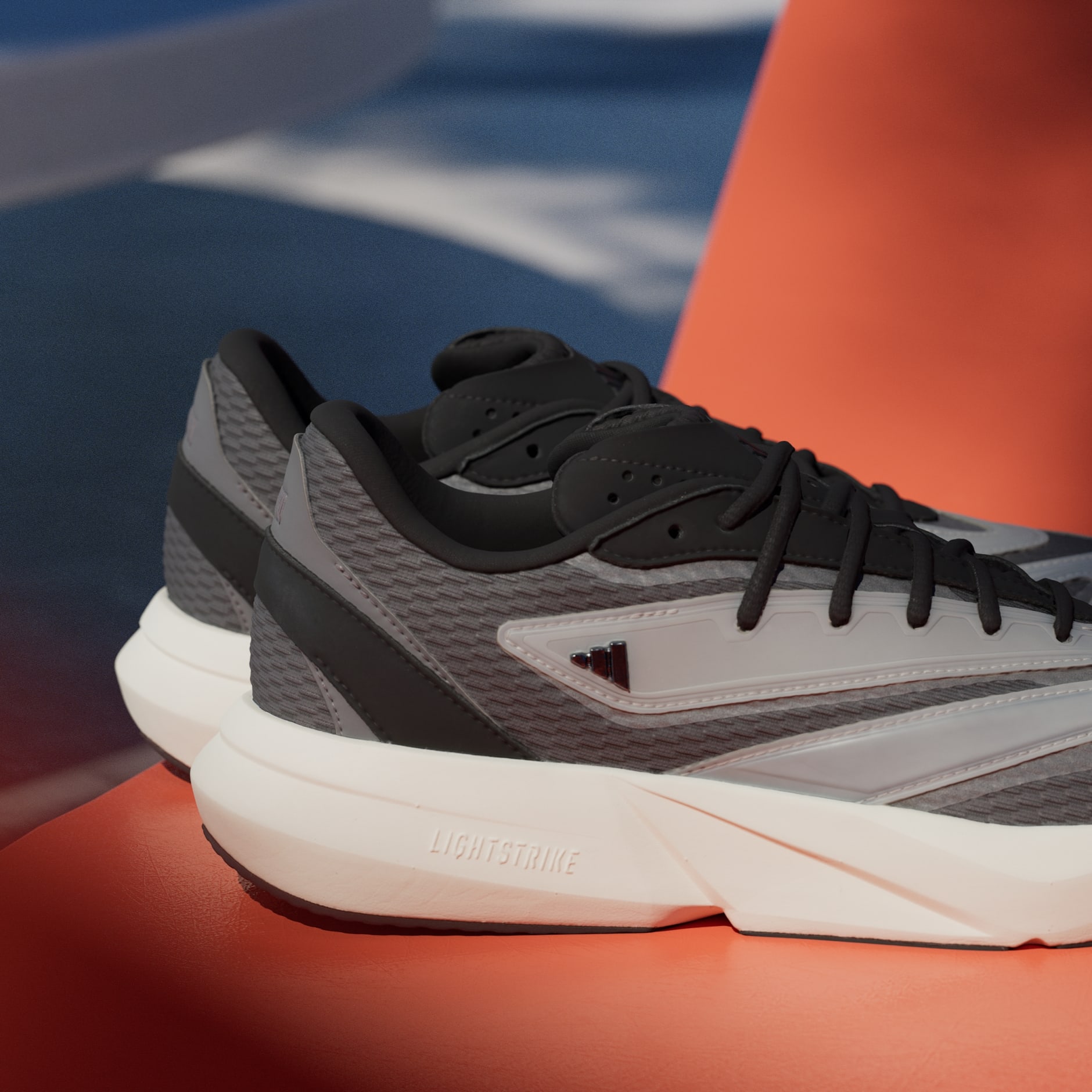 Lightblaze Shoes