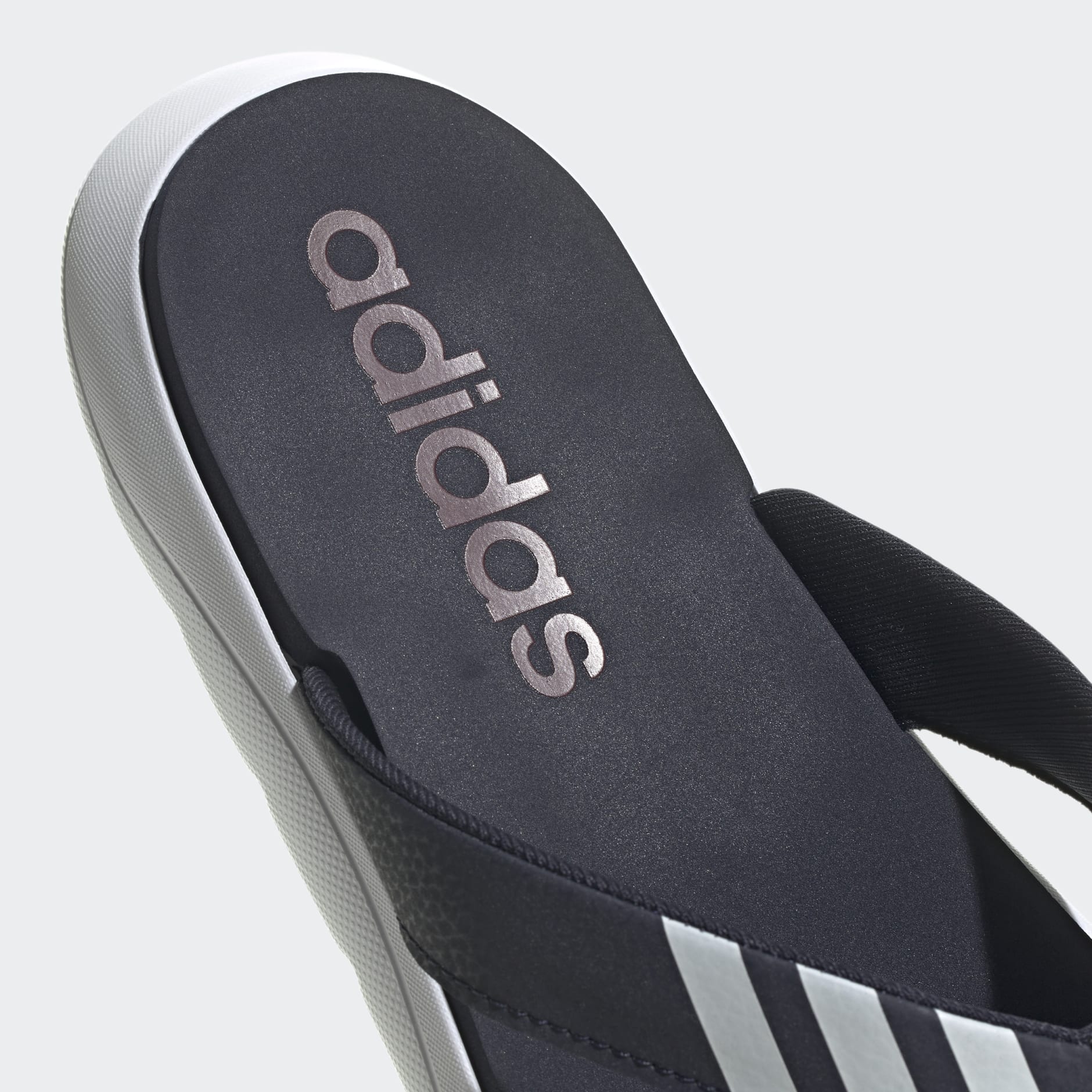 adidas slippers 43