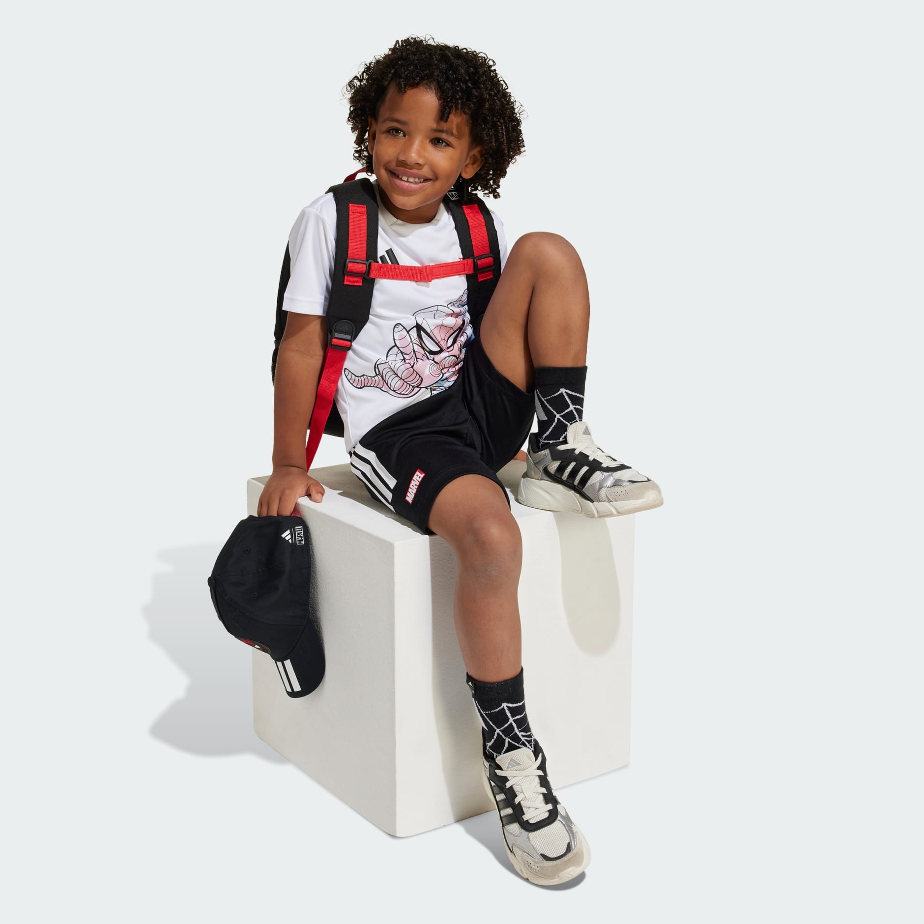 KOMPLET S MAJICOM ADIDAS MARVEL SPIDER-MAN