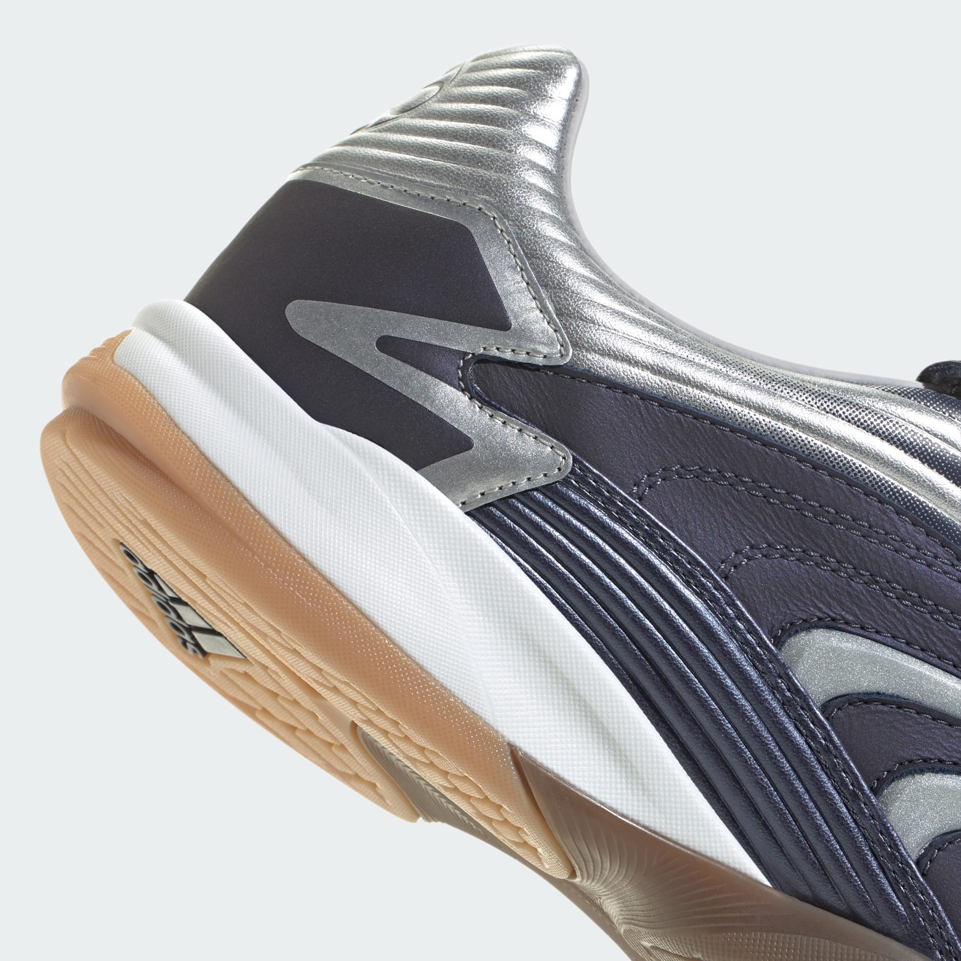 Pantofi Predator Sala